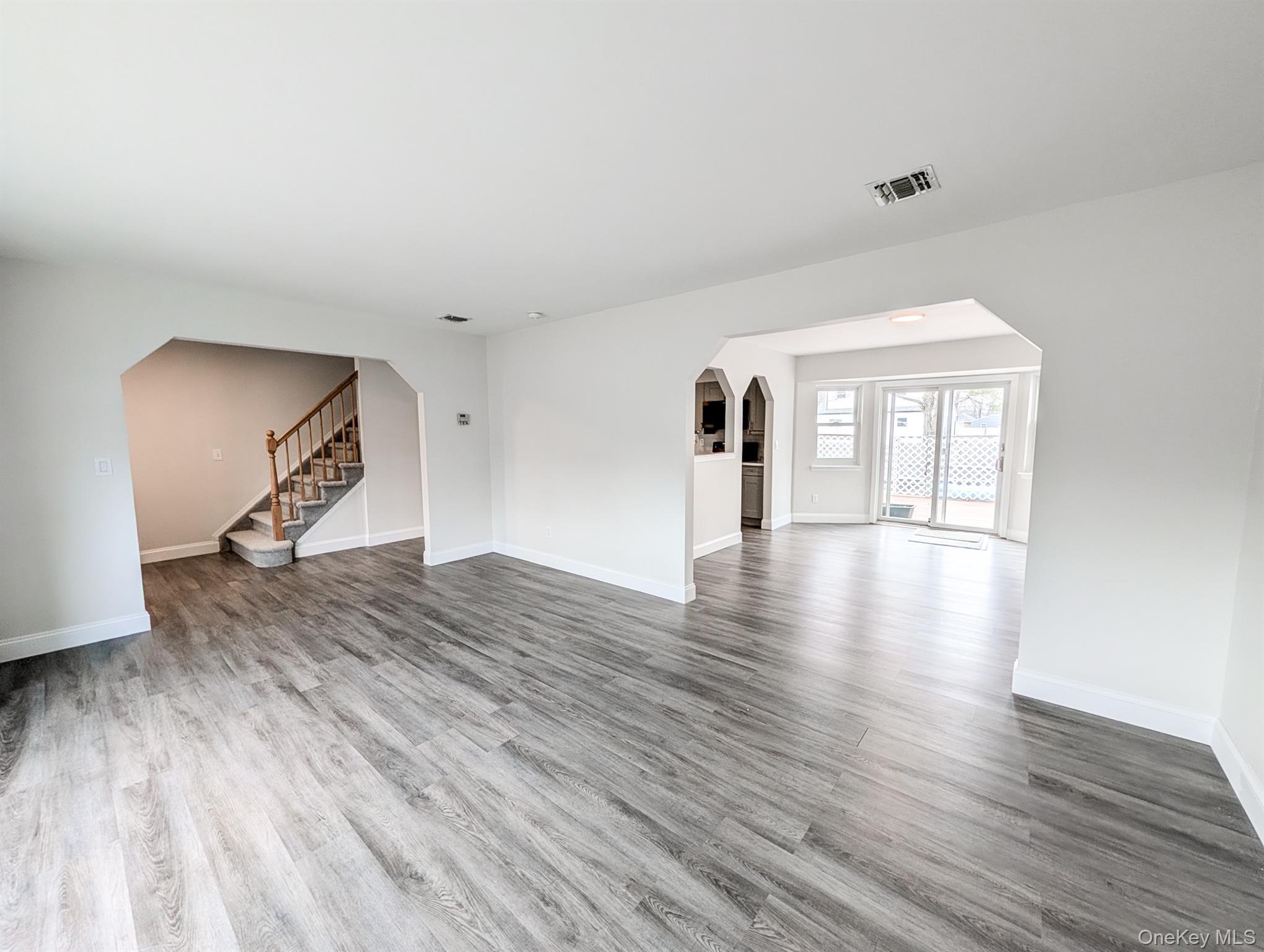 Single Family Lama  Suffolk County, NY 11967, MLS-979748-9