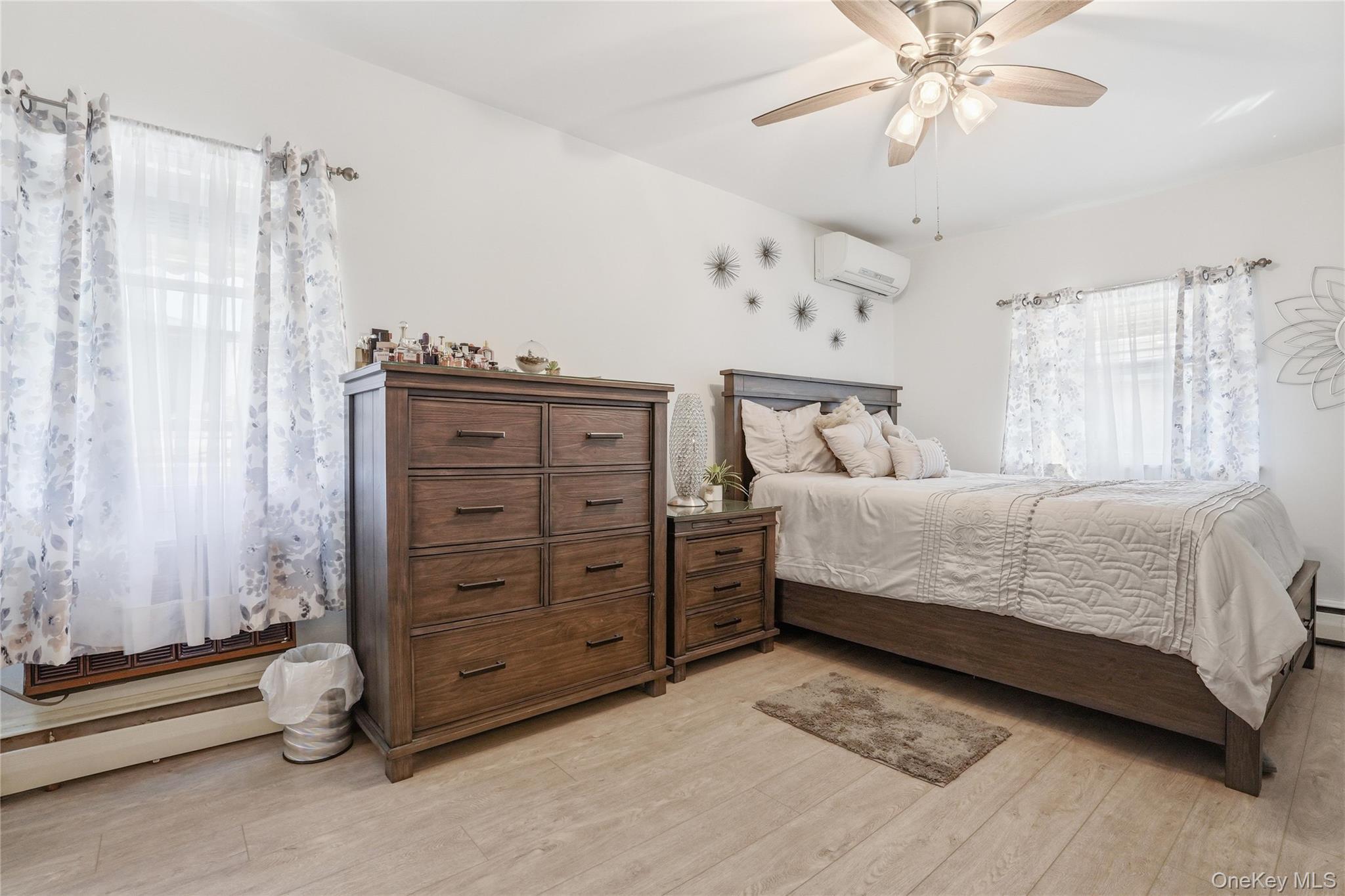Single Family Dewey  Bronx, NY 10465, MLS-979749-15