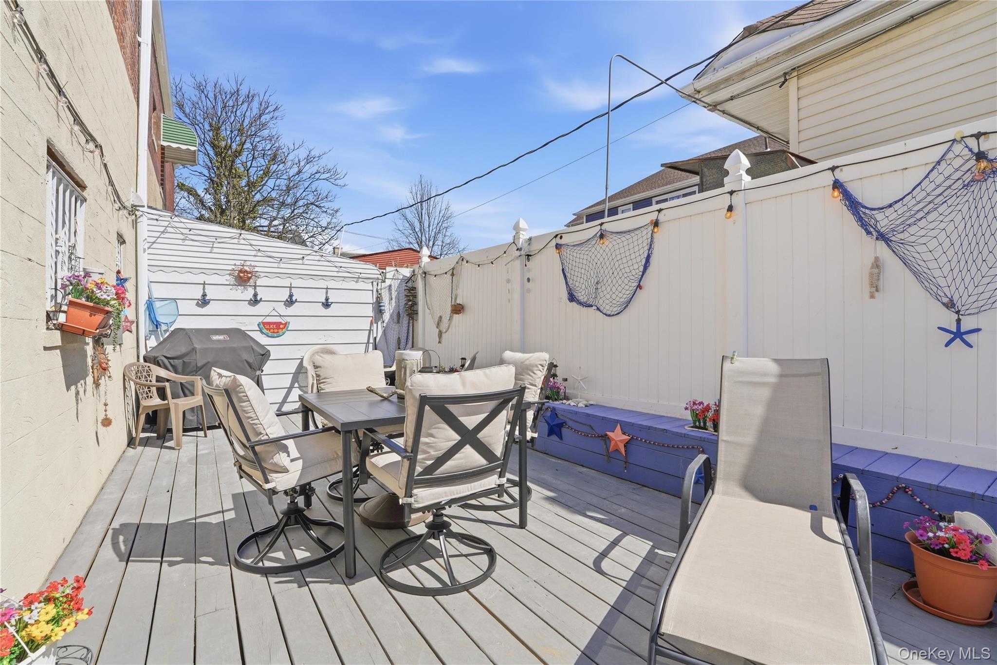 Single Family Dewey  Bronx, NY 10465, MLS-979749-9