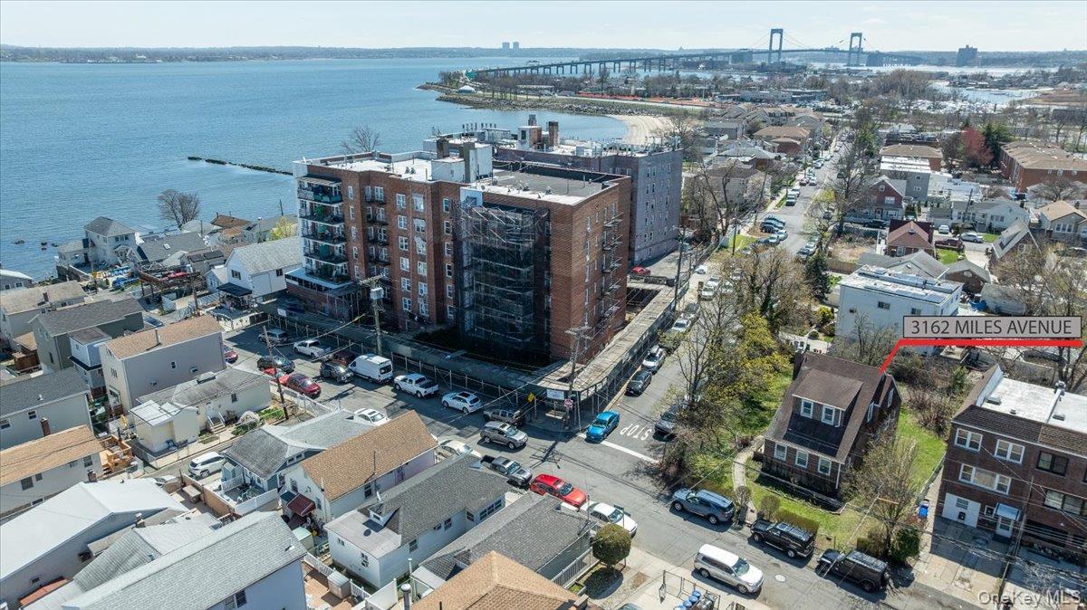 Single Family Miles  Bronx, NY 10465, MLS-979753-32