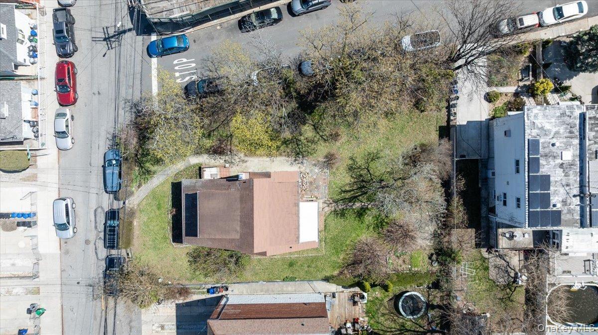 Single Family Miles  Bronx, NY 10465, MLS-979753-34