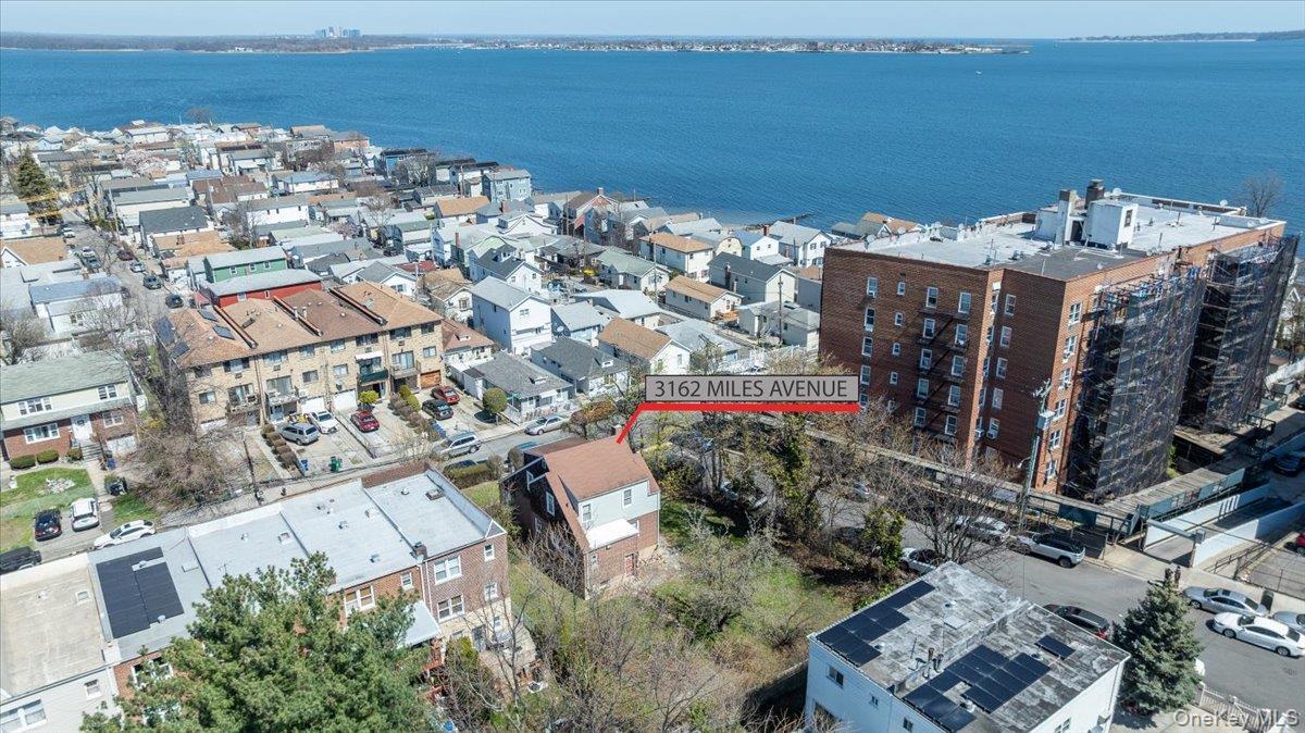 Single Family Miles  Bronx, NY 10465, MLS-979753-35