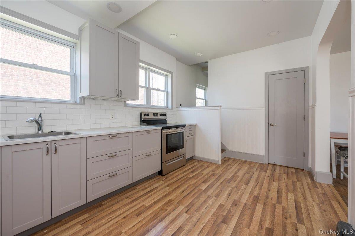 Single Family Miles  Bronx, NY 10465, MLS-979753-9