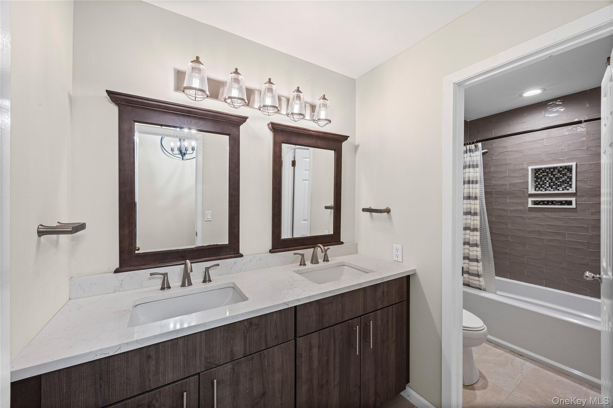 Condo Princess Tree  Suffolk County, NY 11777, MLS-979770-17