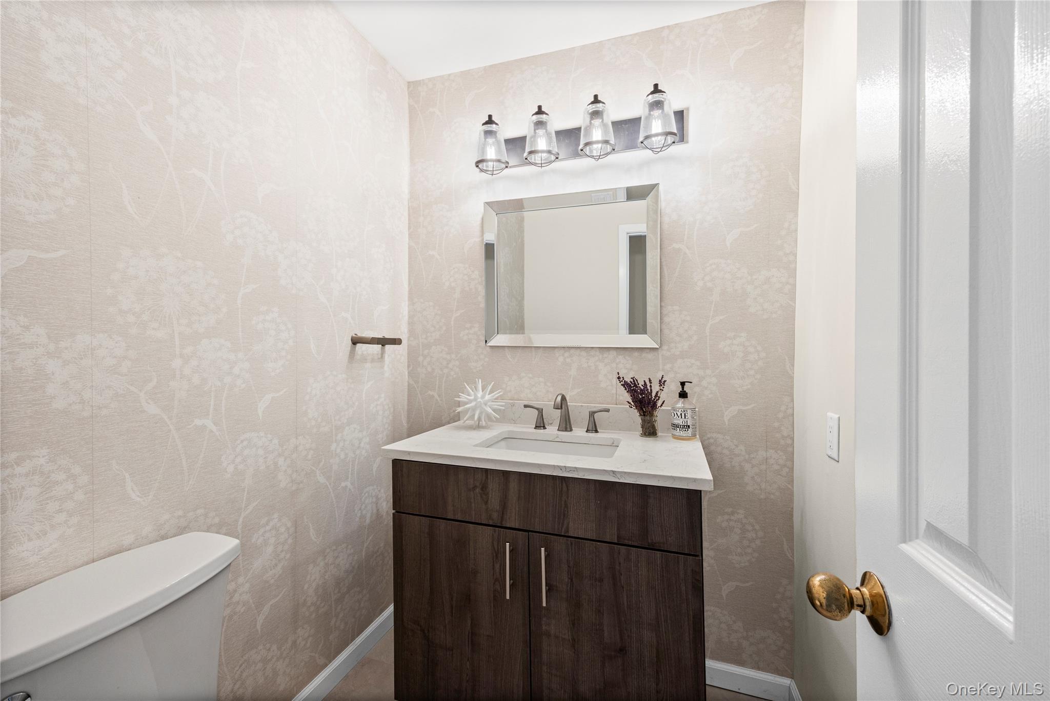 Condo Princess Tree  Suffolk County, NY 11777, MLS-979770-9