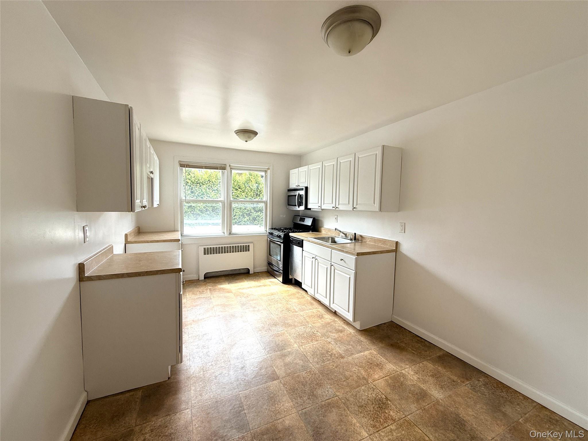 Coop Carpenter  Westchester County, NY 10549, MLS-979775-8