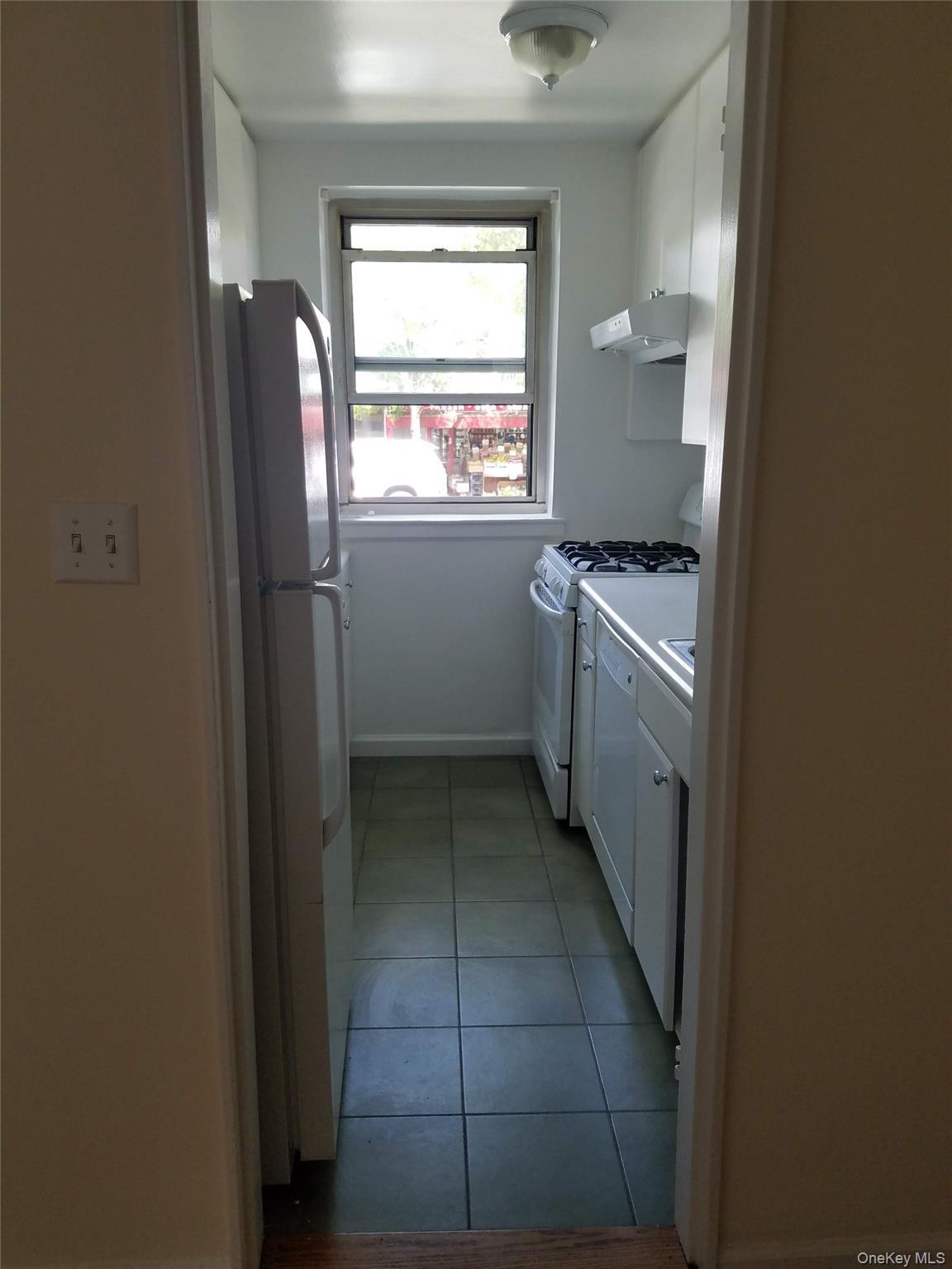 Coop 35th Queens, NY 11361, MLS-979780-3