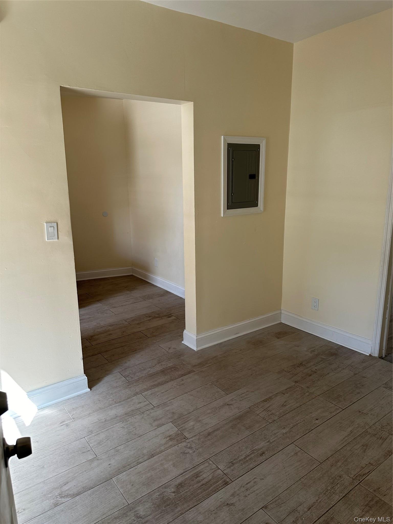 Single Family 211th  Bronx, NY 10467, MLS-979806-8