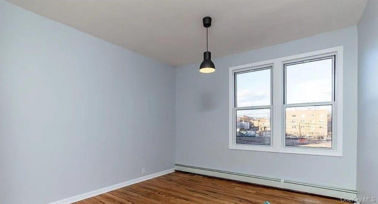 Single Family 211th Bronx, NY 10467, MLS-979810-10