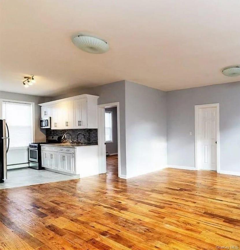 Single Family 211th Bronx, NY 10467, MLS-979810-18