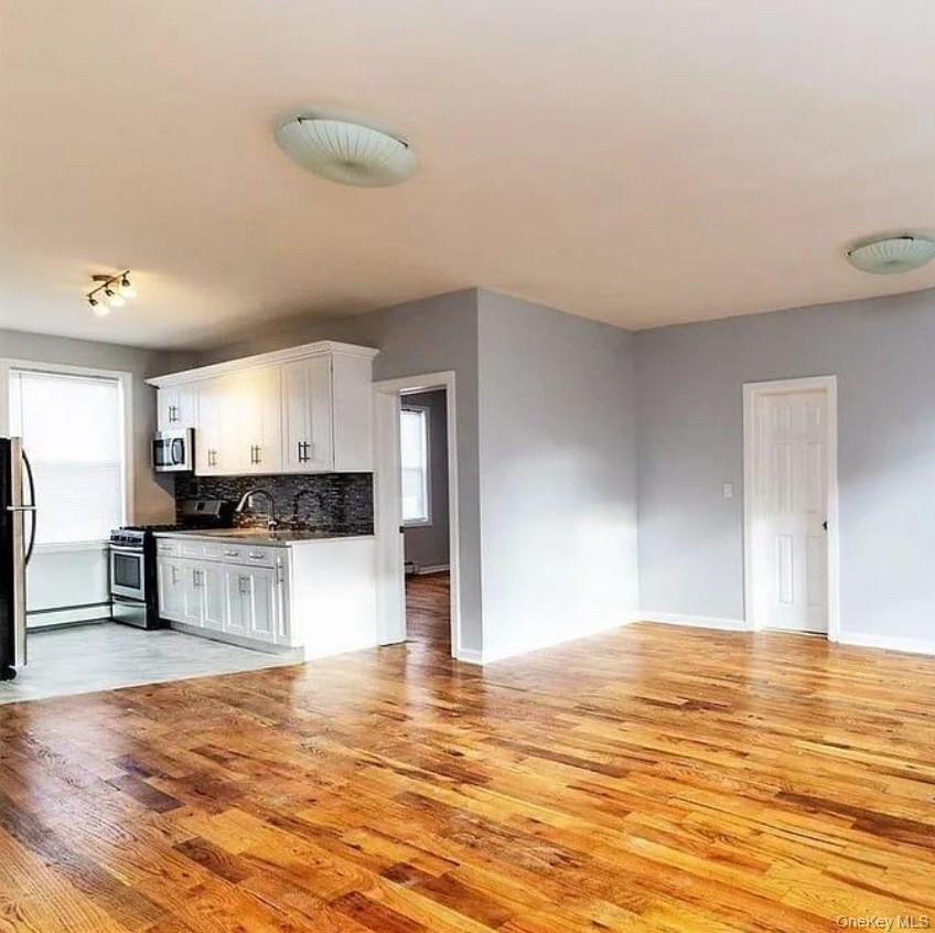 Single Family 211th Bronx, NY 10467, MLS-979810-20