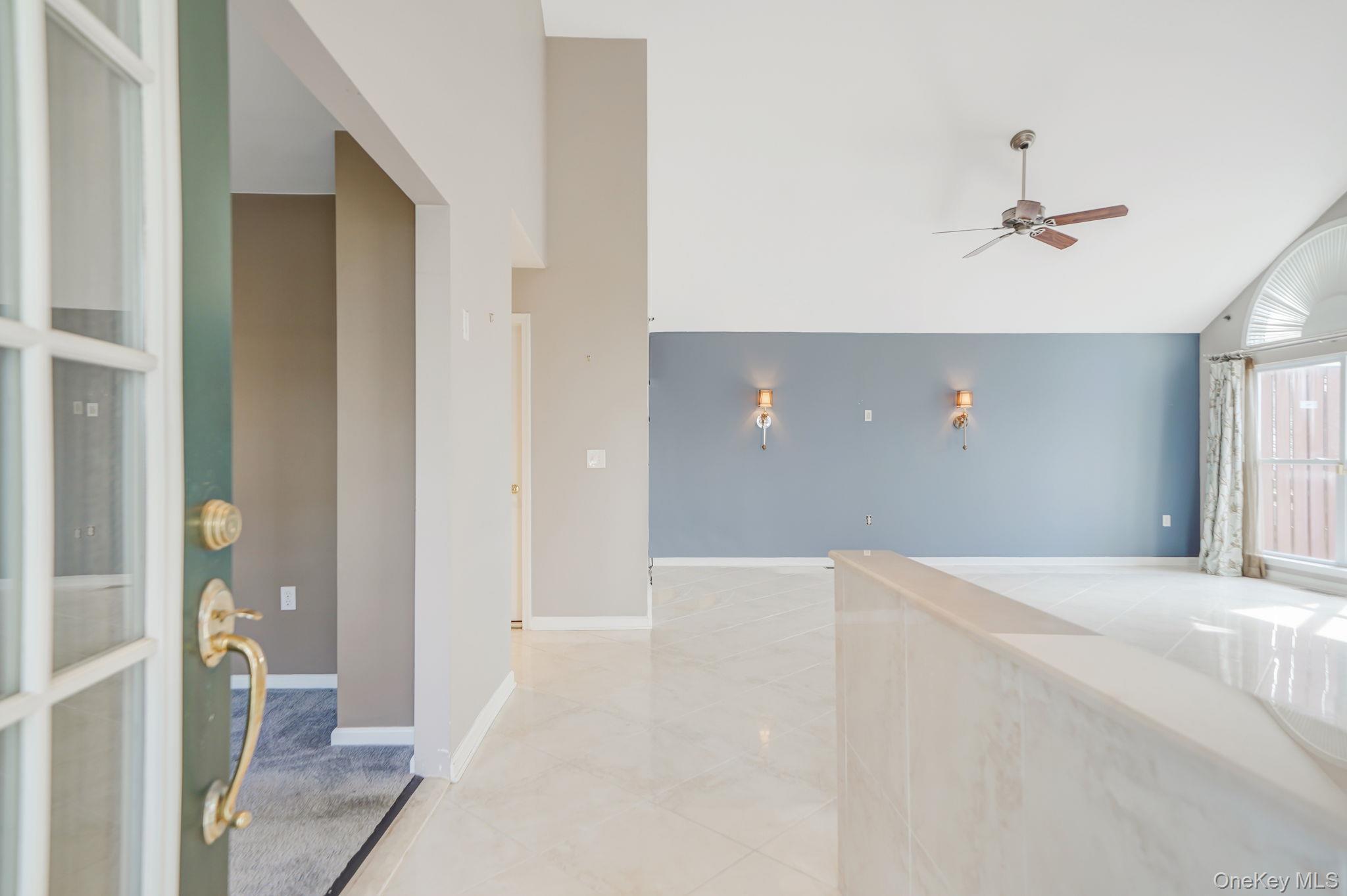 Condo Nicole Suffolk County, NY 11776, MLS-979827-14