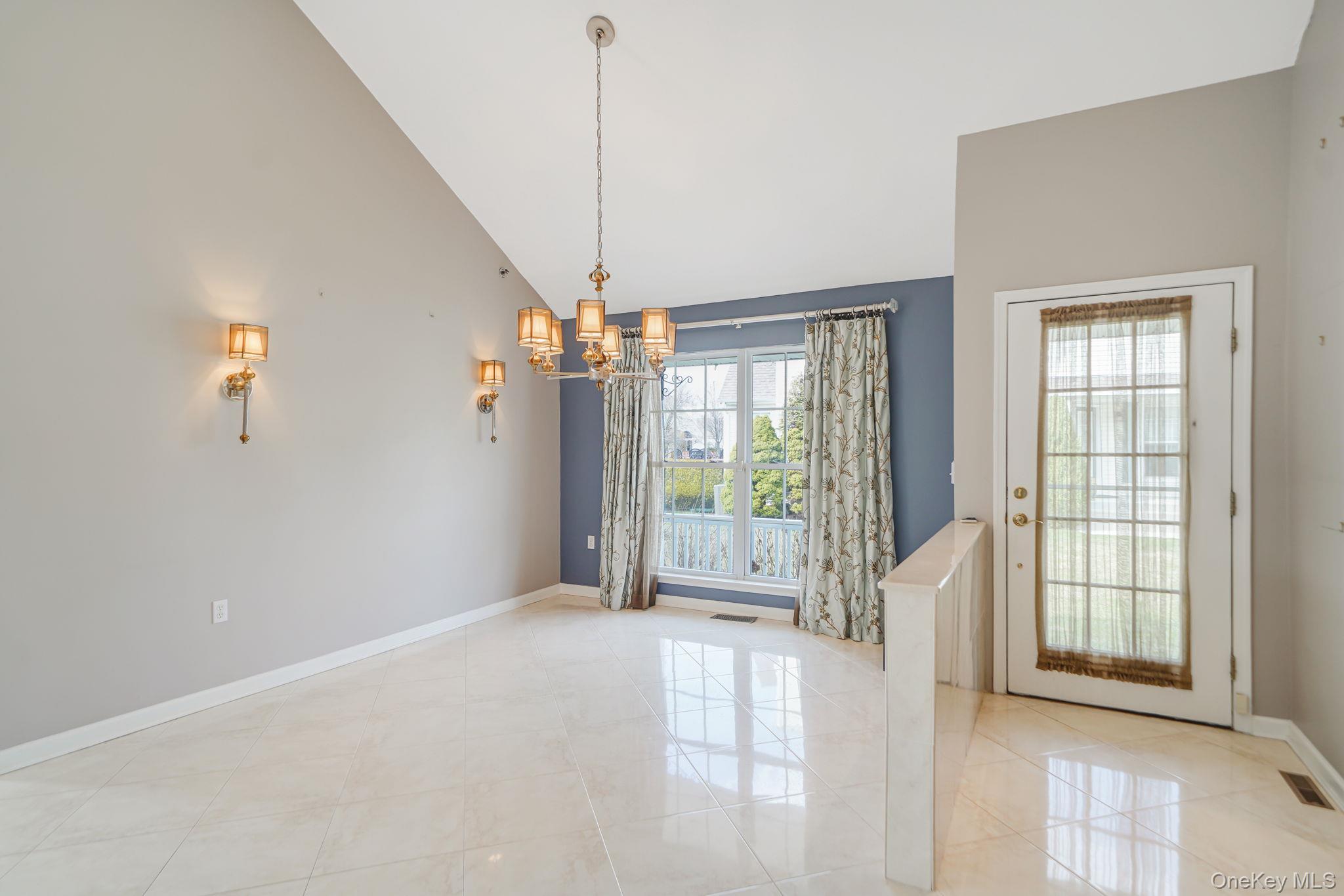 Condo Nicole Suffolk County, NY 11776, MLS-979827-15