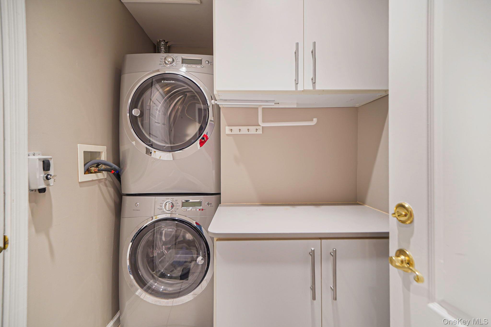 Condo Nicole Suffolk County, NY 11776, MLS-979827-18