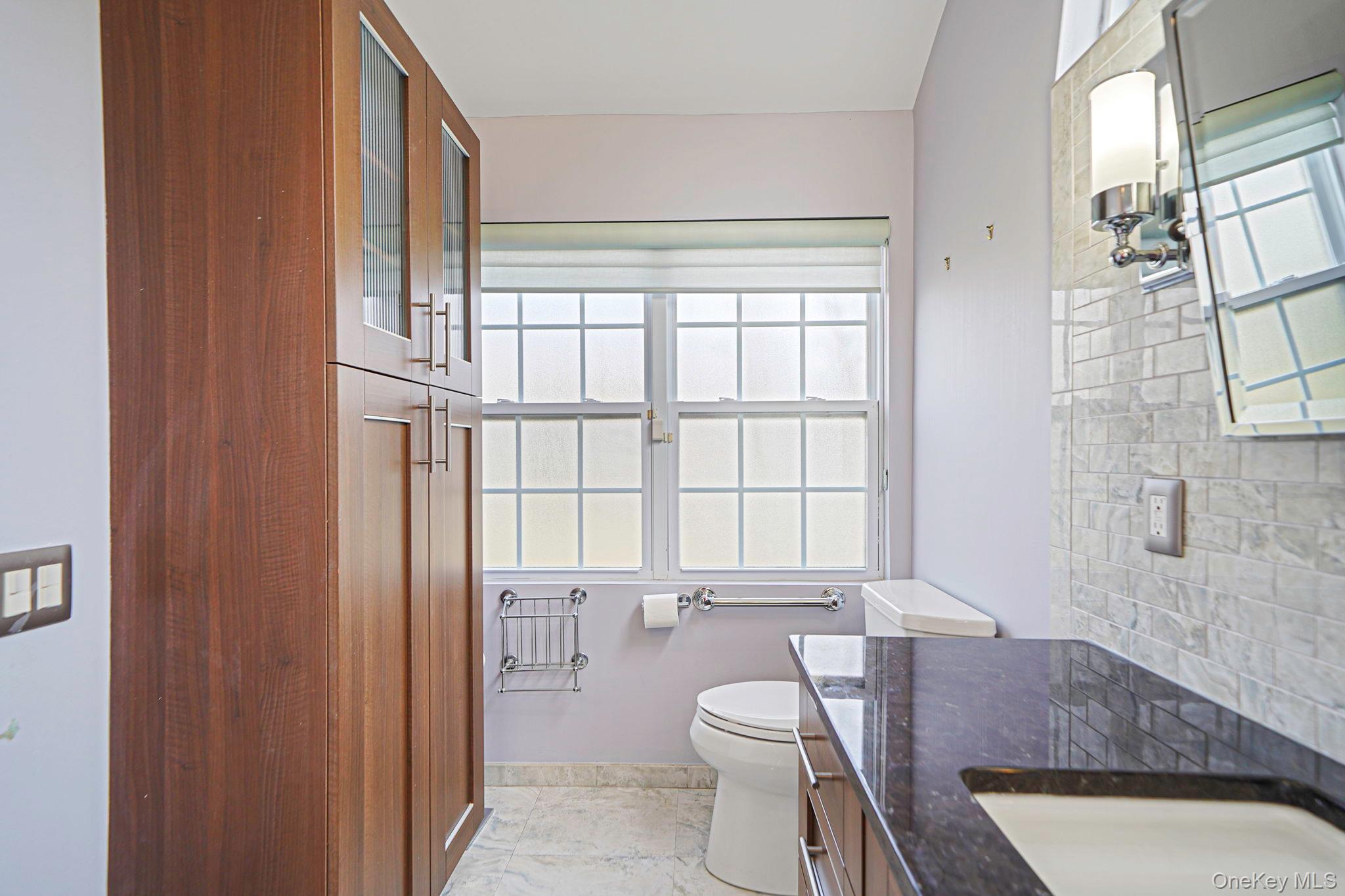 Condo Nicole Suffolk County, NY 11776, MLS-979827-20