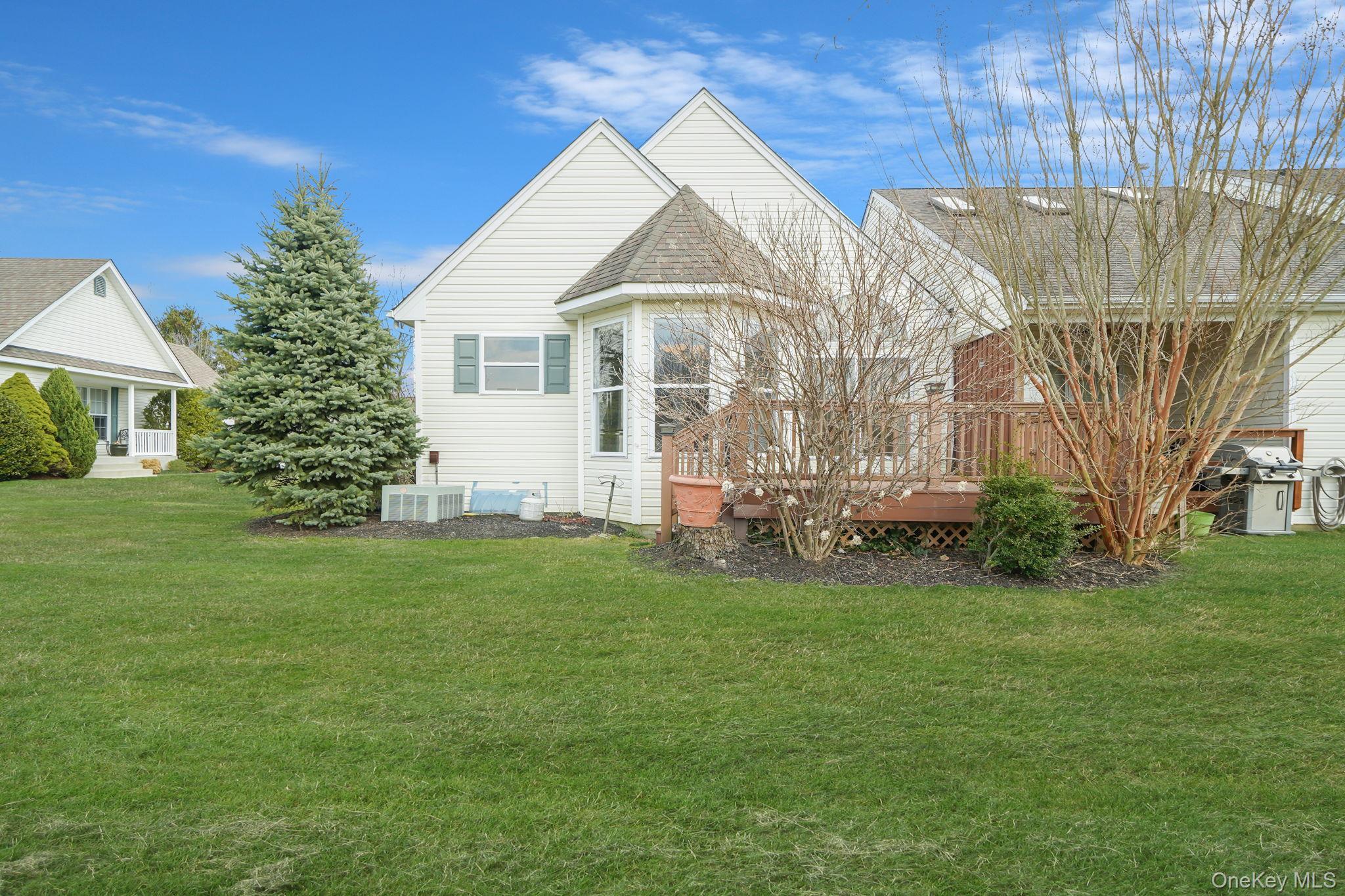 Condo Nicole Suffolk County, NY 11776, MLS-979827-38