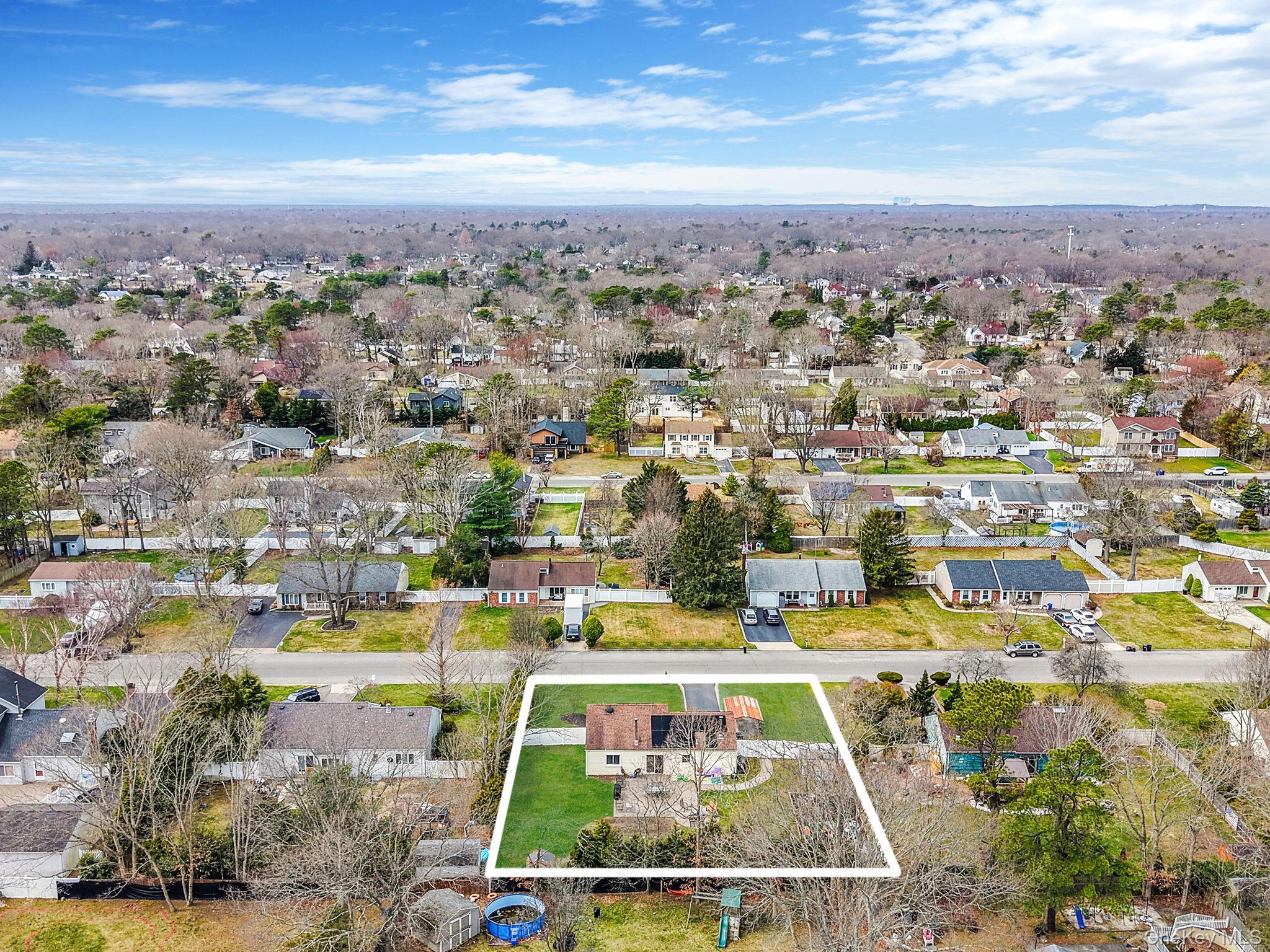 Single Family Goodwin  Suffolk County, NY 11727, MLS-979837-34