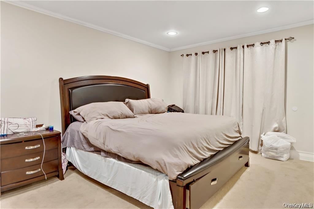 Apartment Monticello  Bronx, NY 10466, MLS-979839-10