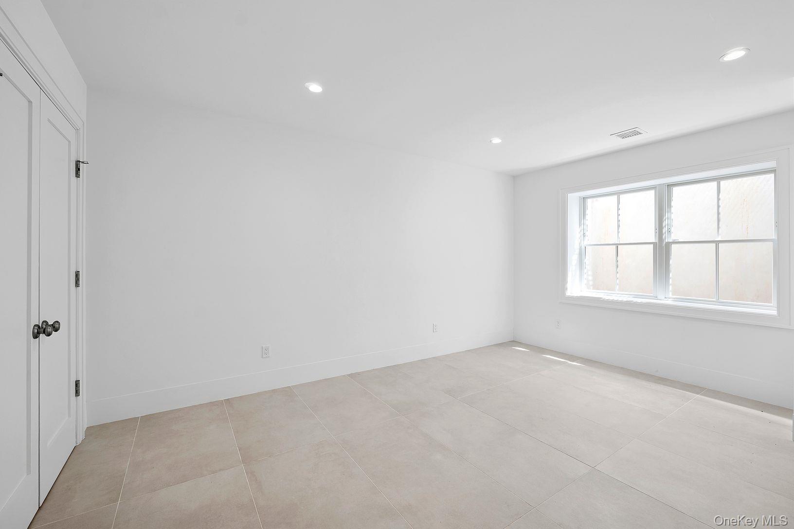 Single Family Hampton Street  Suffolk County, NY 11963, MLS-979851-22