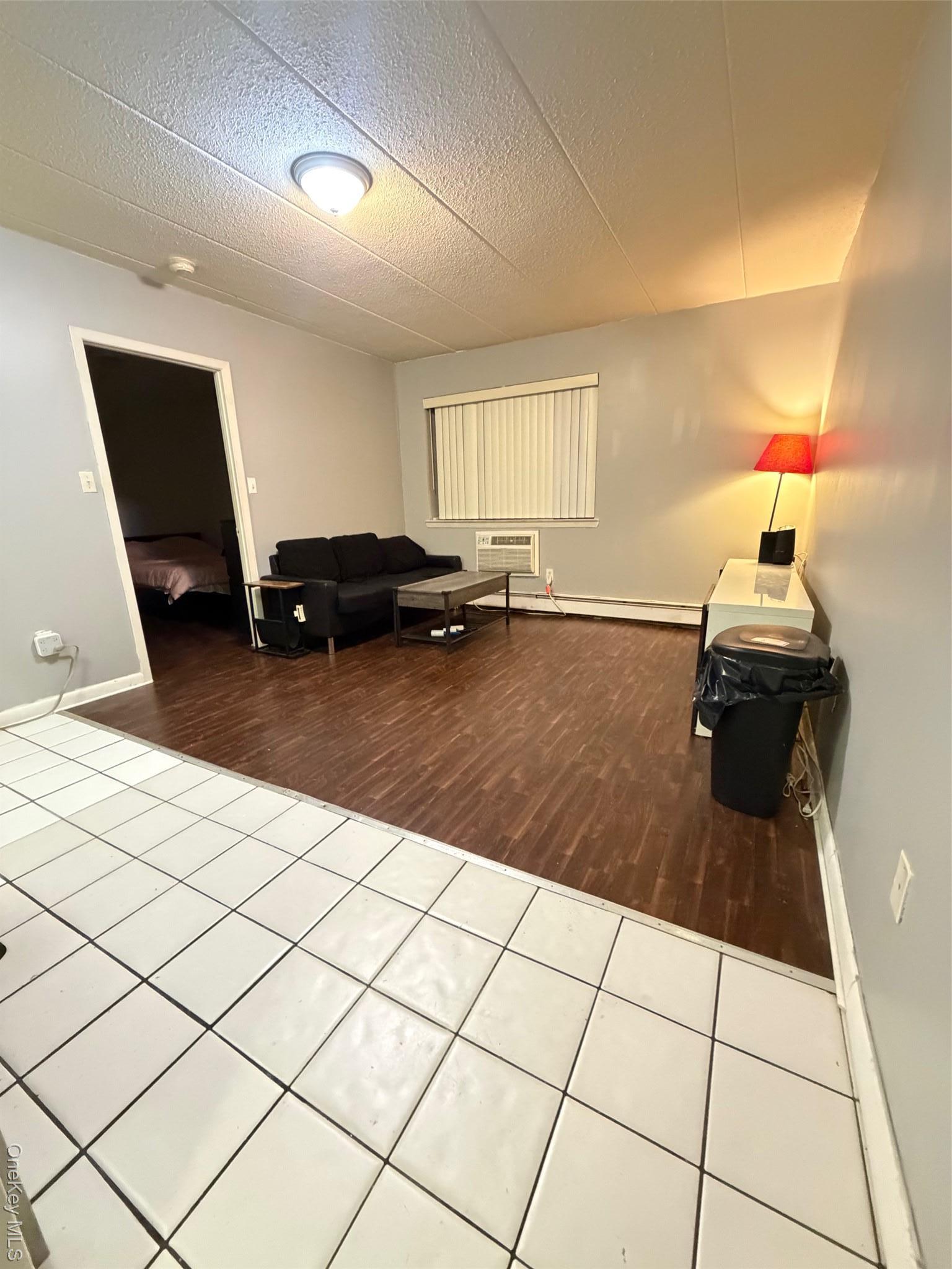 Condo 158th  Queens, NY 11358, MLS-979855-4