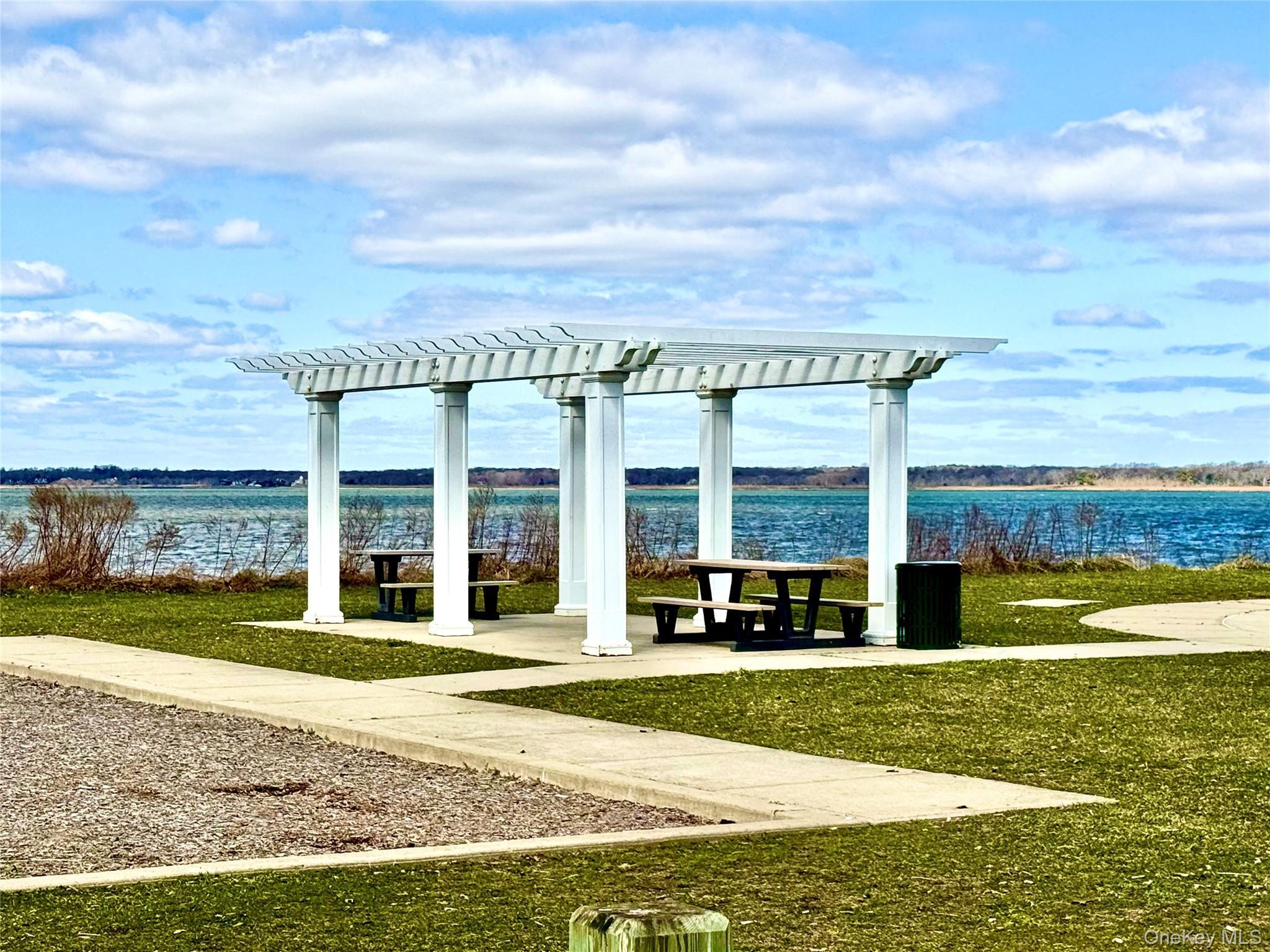 Single Family Westminster  Suffolk County, NY 11967, MLS-979856-36