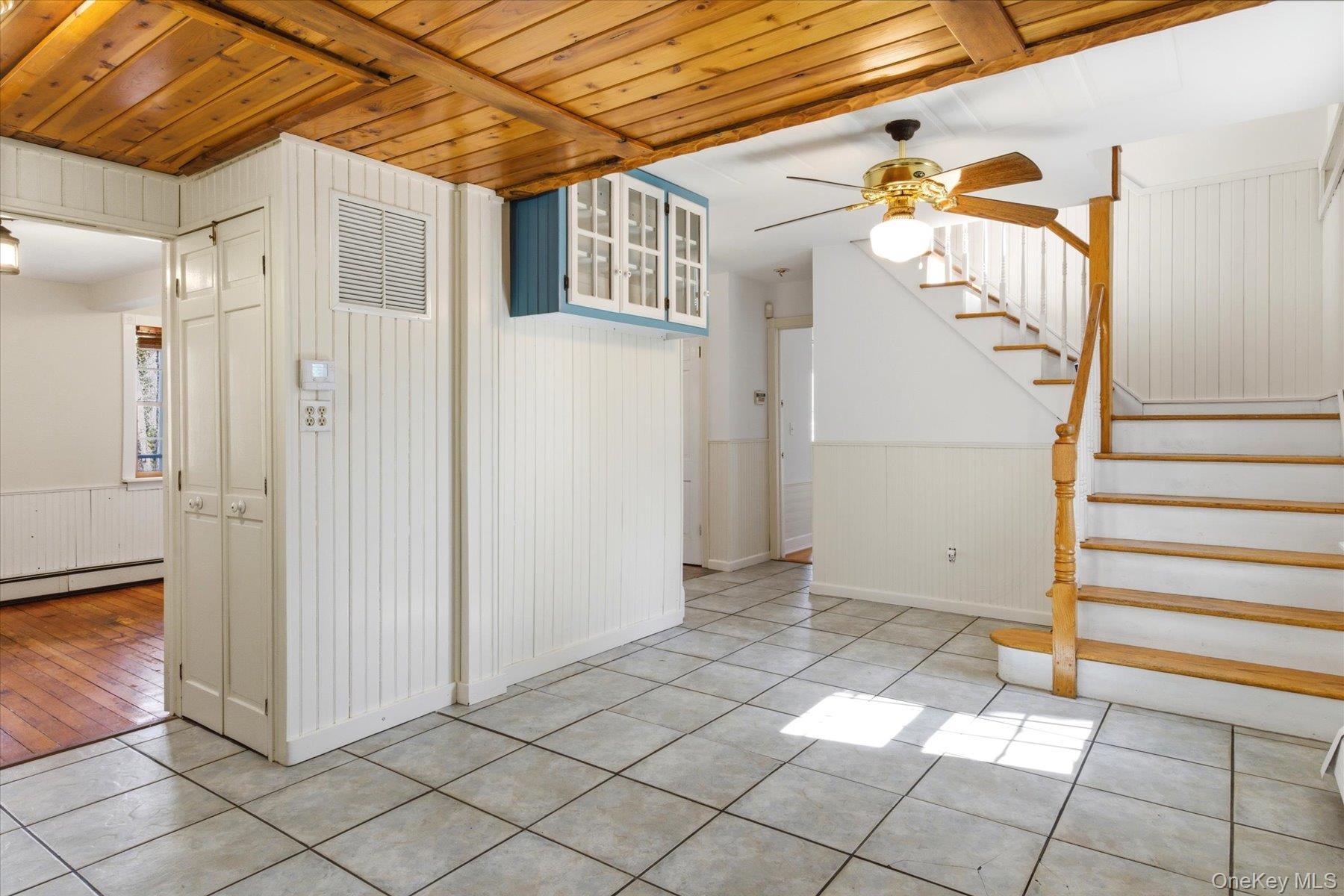 Single Family Eastwood  Suffolk County, NY 11764, MLS-979872-19