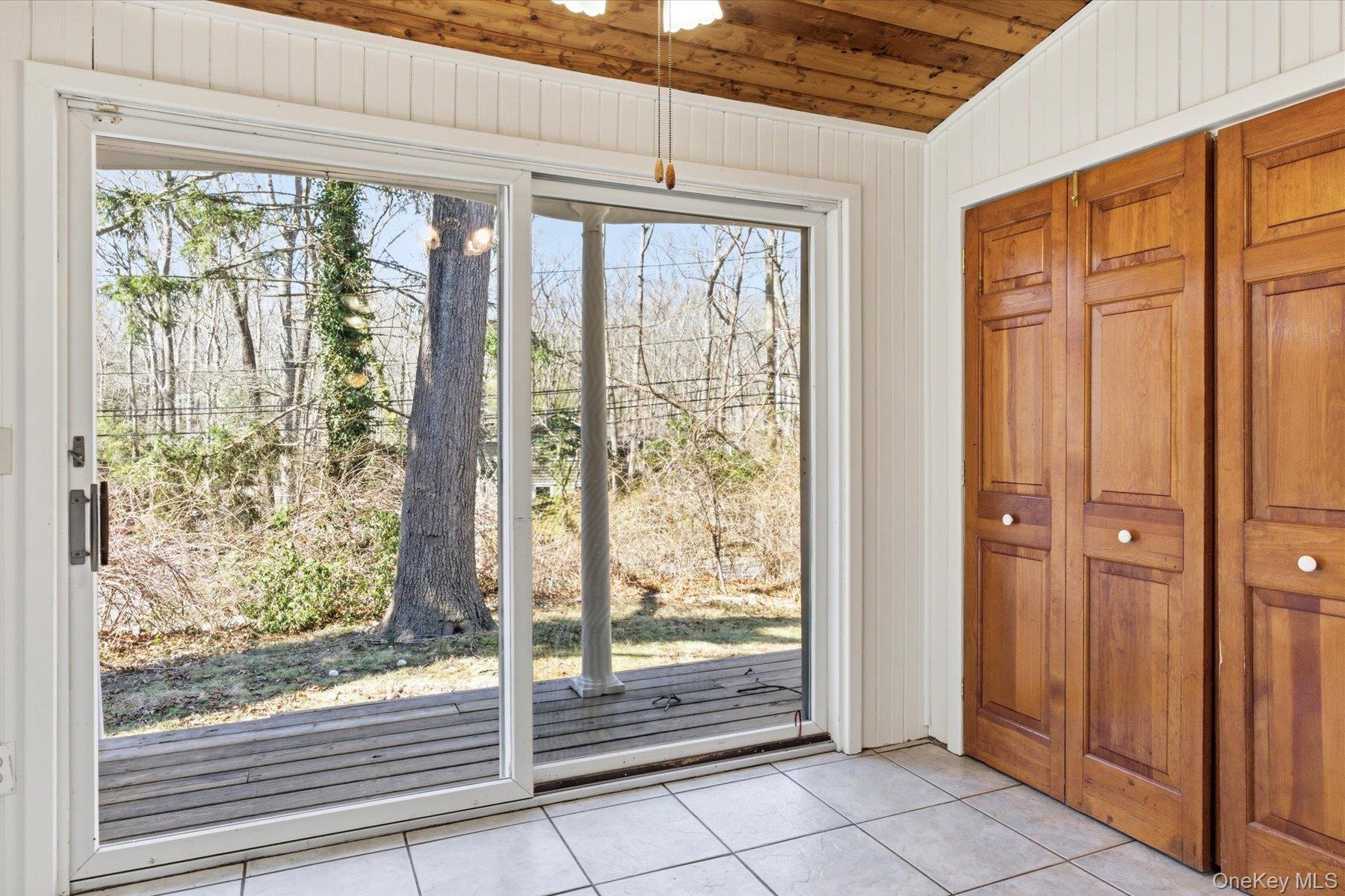 Single Family Eastwood  Suffolk County, NY 11764, MLS-979872-20
