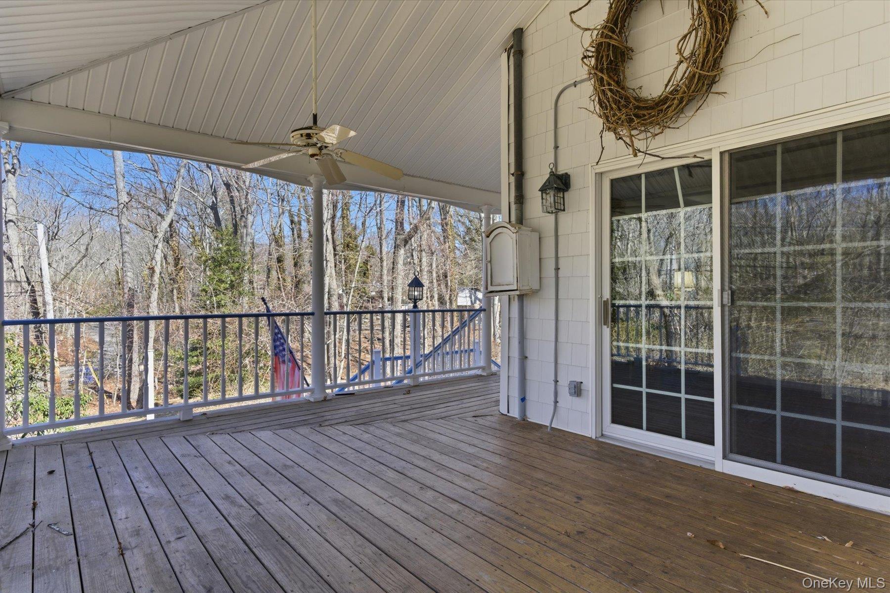 Single Family Eastwood  Suffolk County, NY 11764, MLS-979872-27