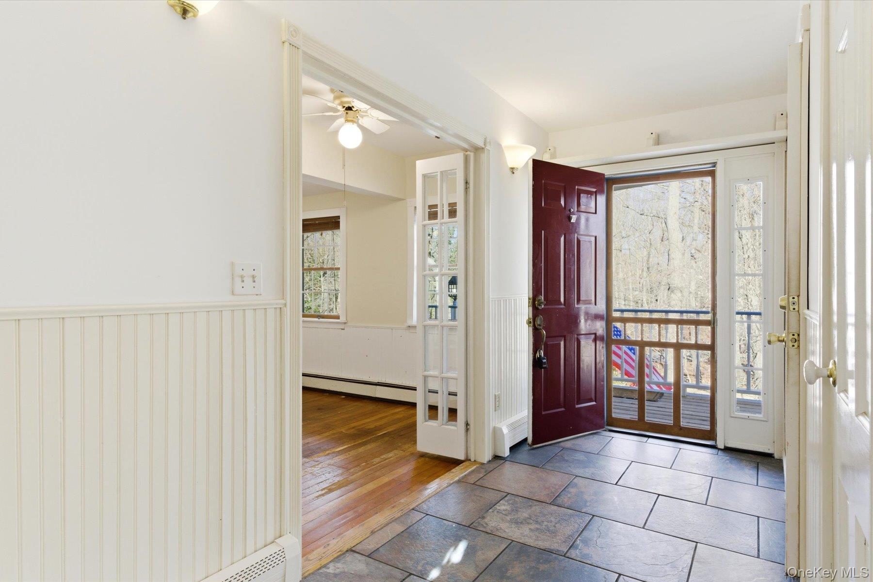 Single Family Eastwood  Suffolk County, NY 11764, MLS-979872-7