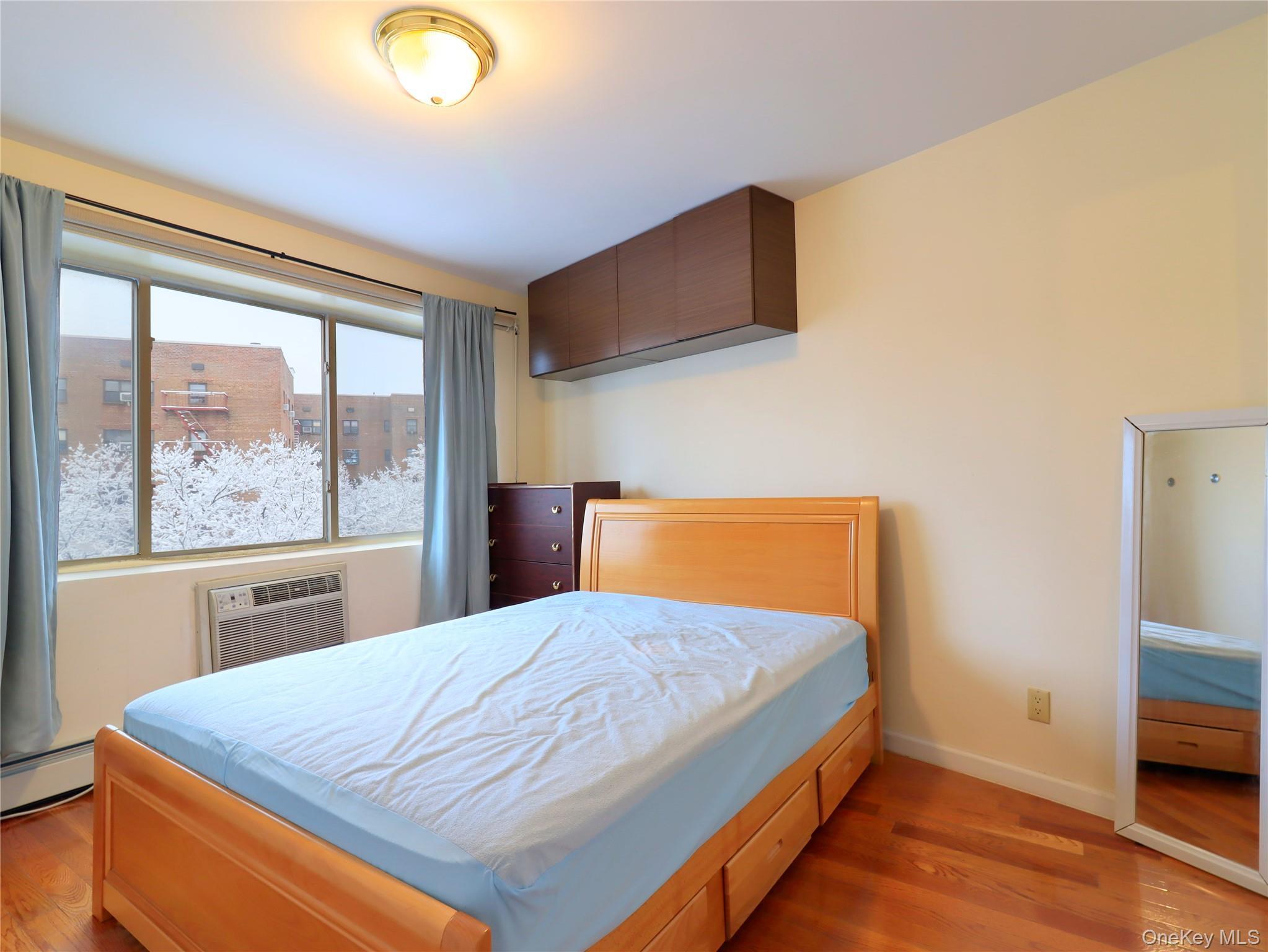 Condo 31st  Queens, NY 11354, MLS-979890-10