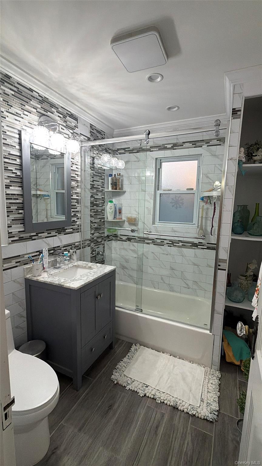 Single Family Woodhaven Queens, NY 11421, MLS-979909-9