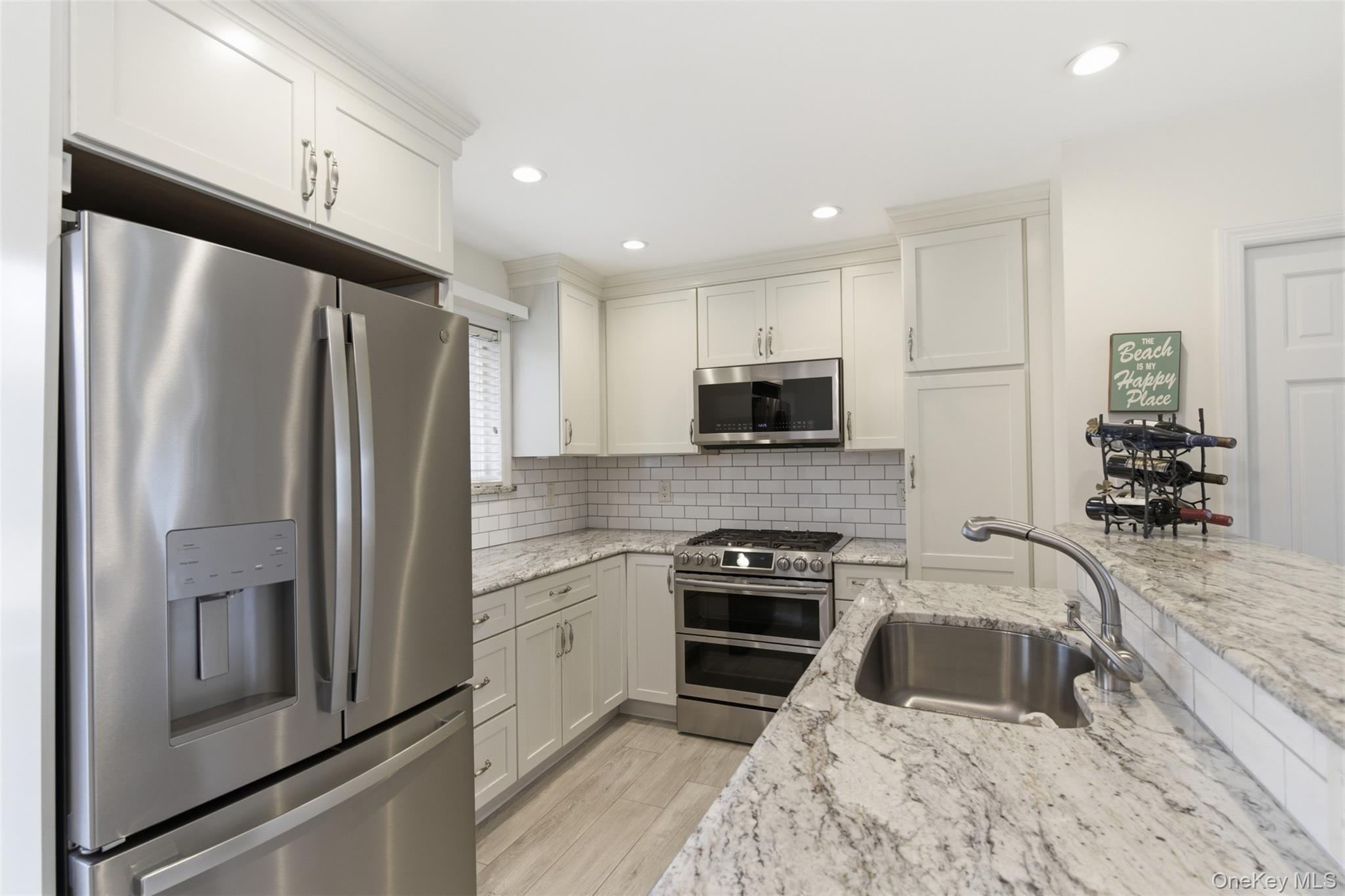 Coop Prime  Suffolk County, NY 11743, MLS-979919-10