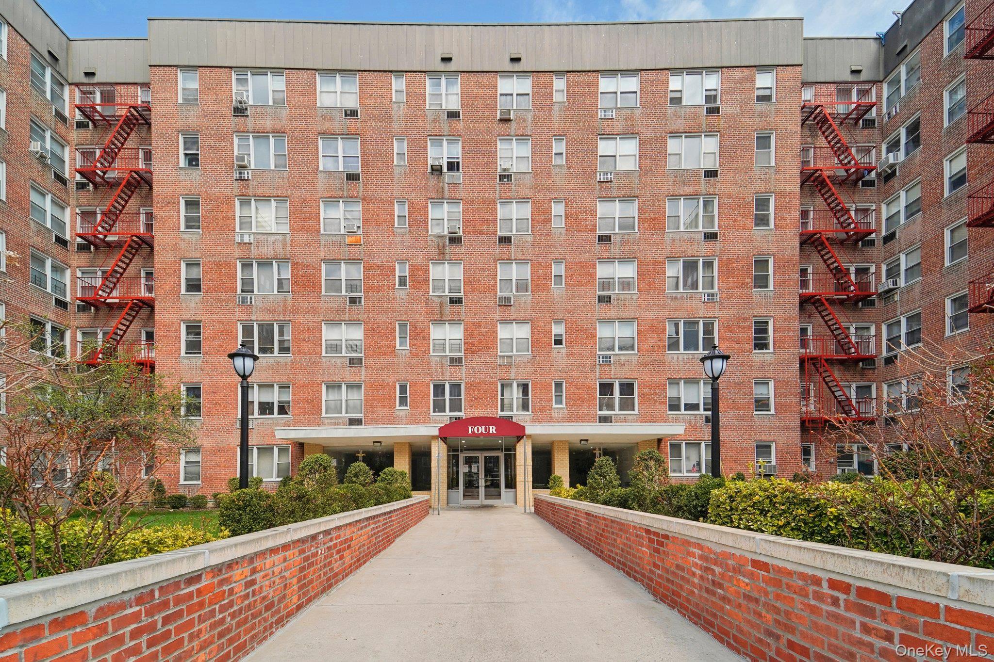 Coop Sadore  Westchester County, NY 10710, MLS-979928-19