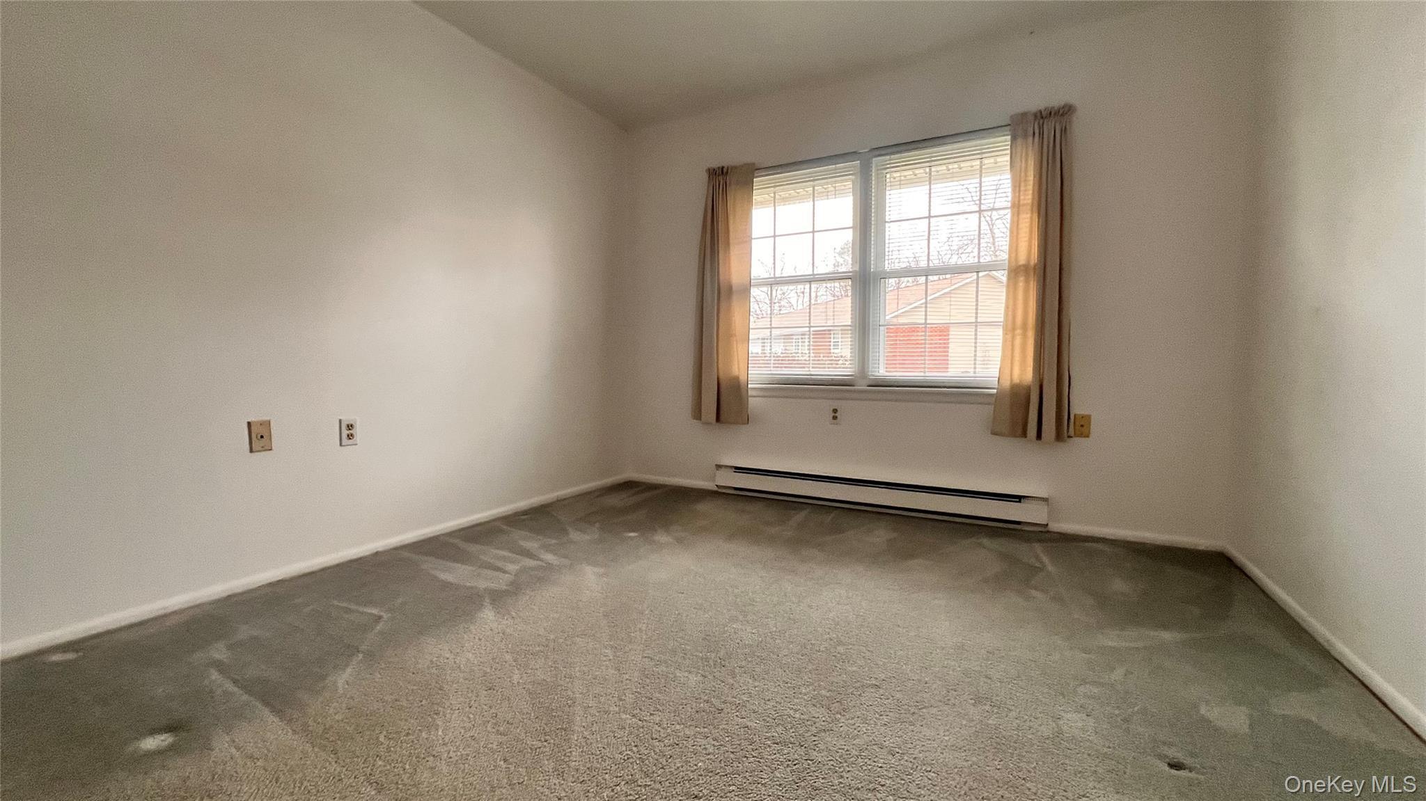 Condo Enfield  Suffolk County, NY 11961, MLS-979929-14