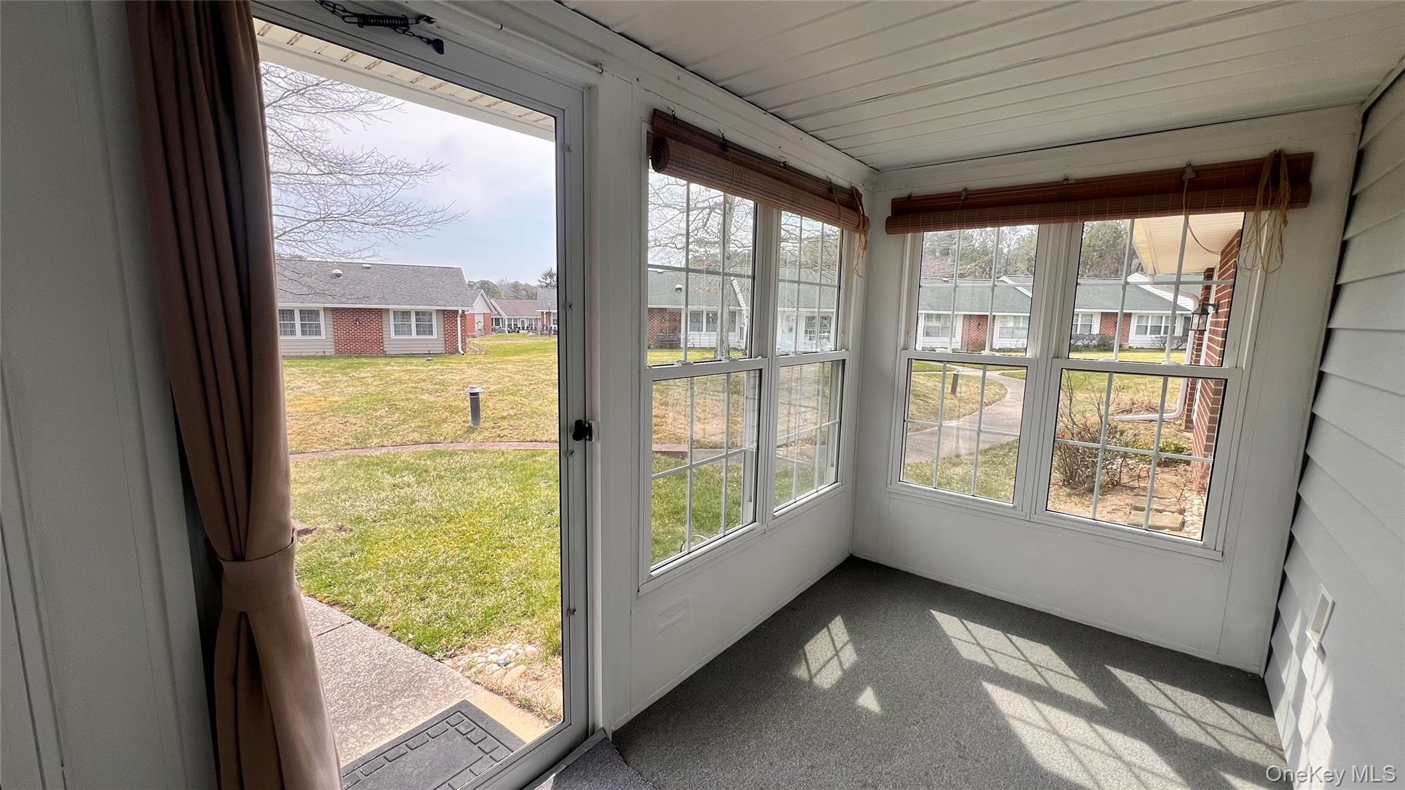 Condo Enfield  Suffolk County, NY 11961, MLS-979929-4