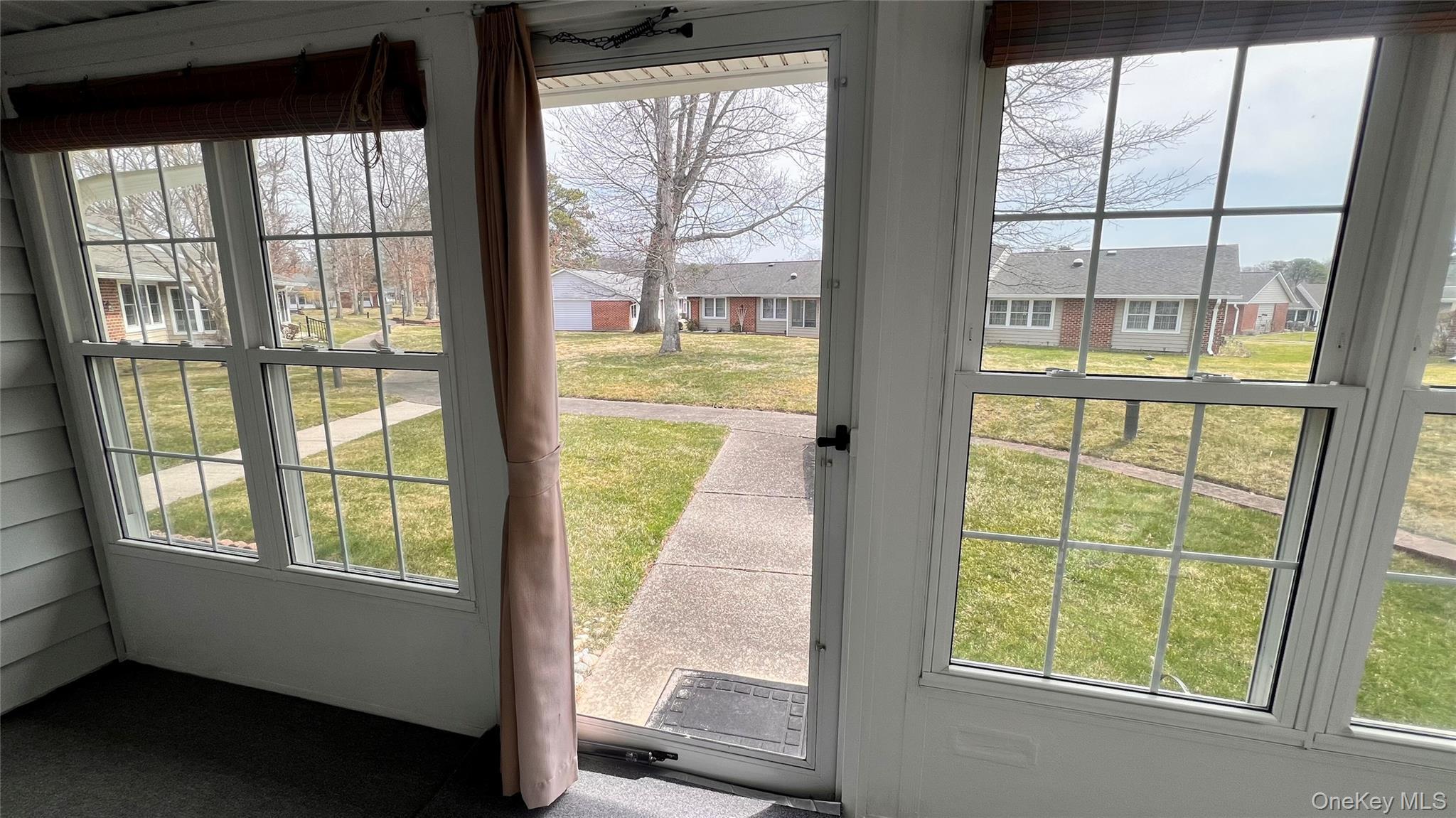 Condo Enfield  Suffolk County, NY 11961, MLS-979929-5