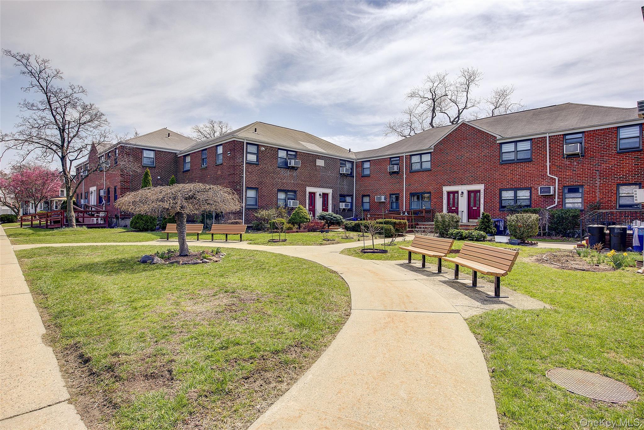 Coop Cross Island  Queens, NY 11357, MLS-979957-3