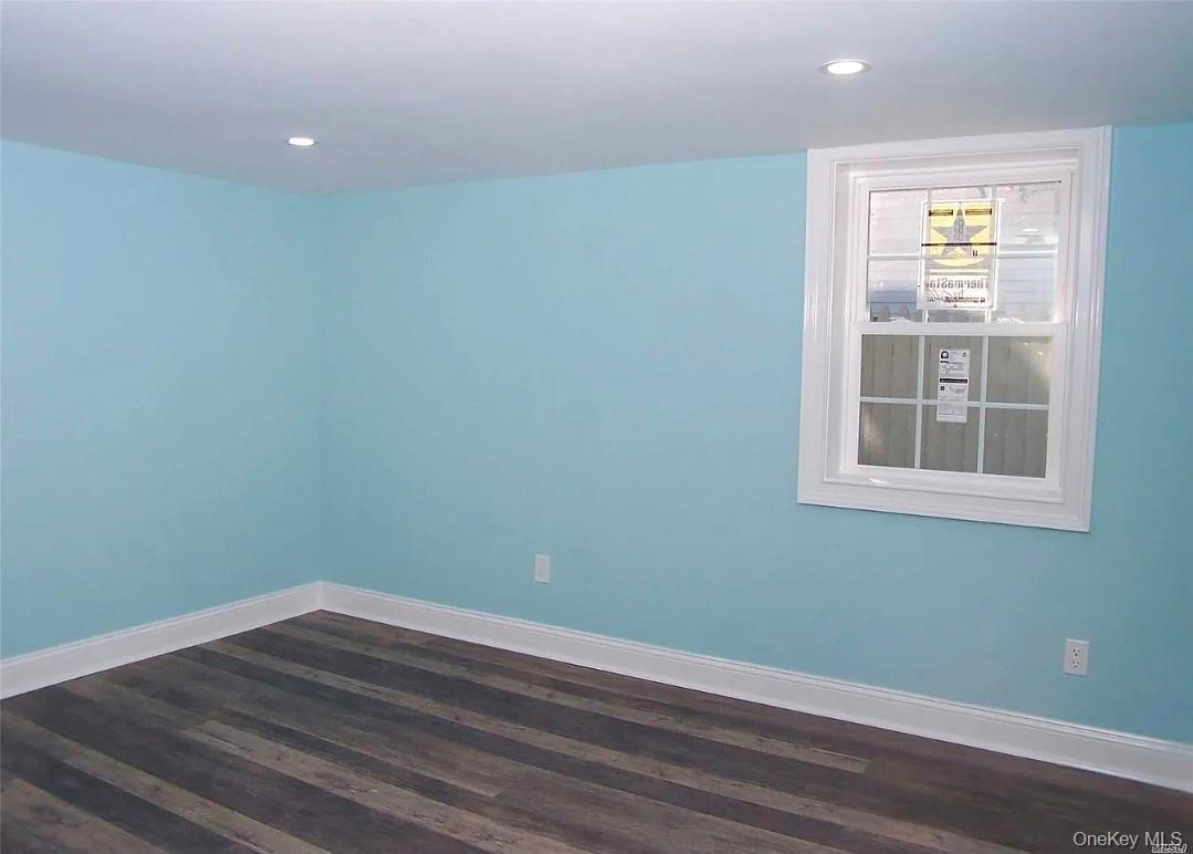 Single Family Ivy  Suffolk County, NY 11951, MLS-979960-12