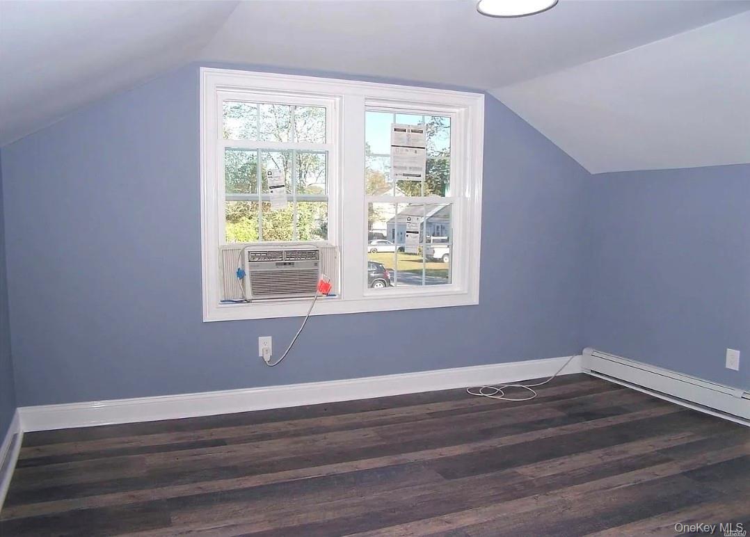 Single Family Ivy  Suffolk County, NY 11951, MLS-979960-13