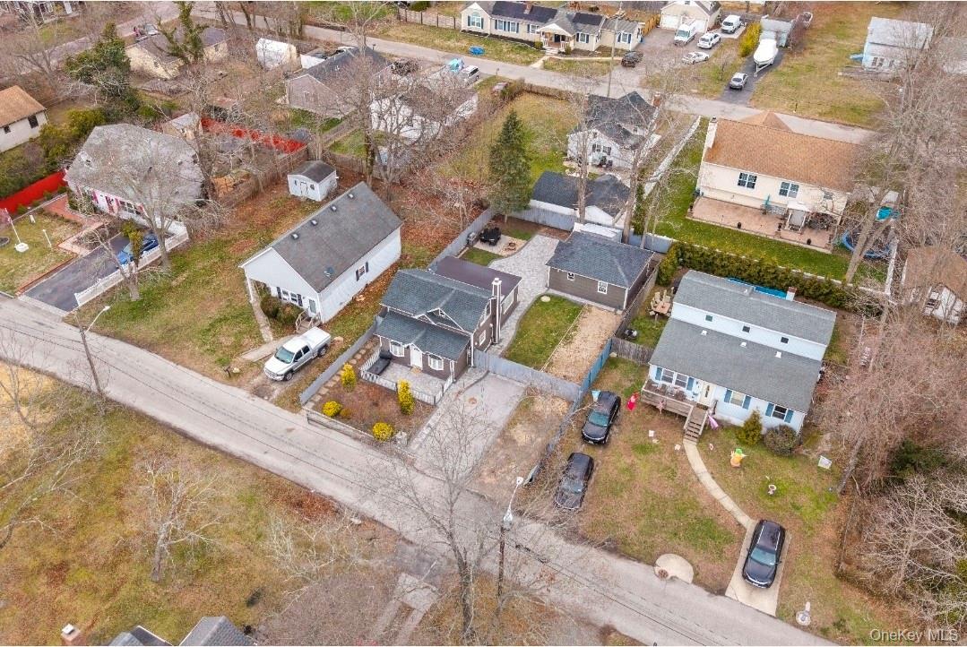 Single Family Ivy  Suffolk County, NY 11951, MLS-979960-18