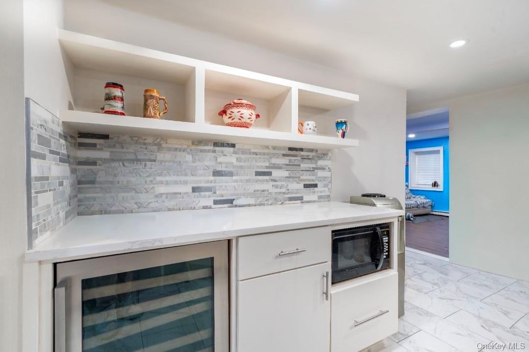 Single Family Ivy  Suffolk County, NY 11951, MLS-979960-6