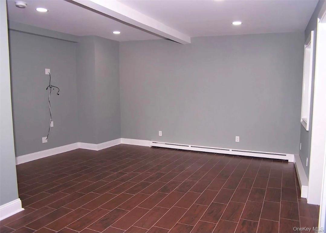 Single Family Ivy  Suffolk County, NY 11951, MLS-979960-8