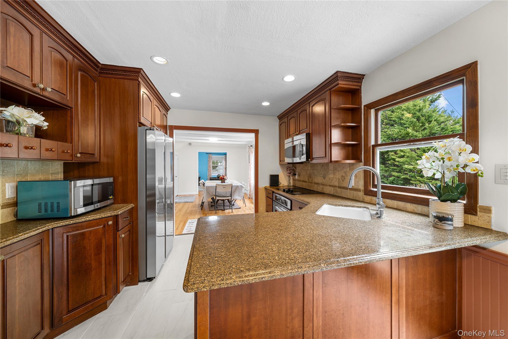 Single Family Split Rail  Suffolk County, NY 11733, MLS-979962-12