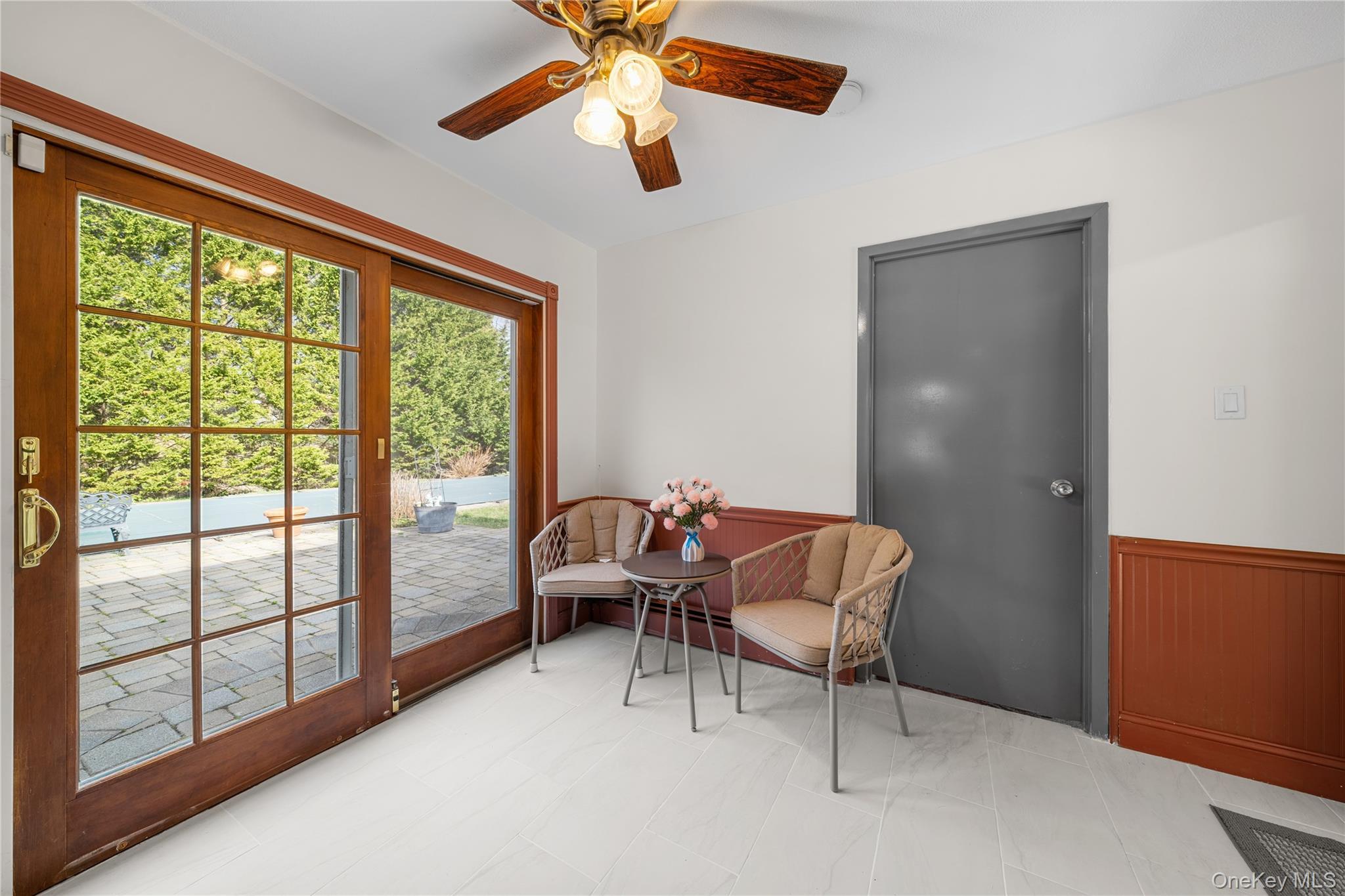 Single Family Split Rail  Suffolk County, NY 11733, MLS-979962-14