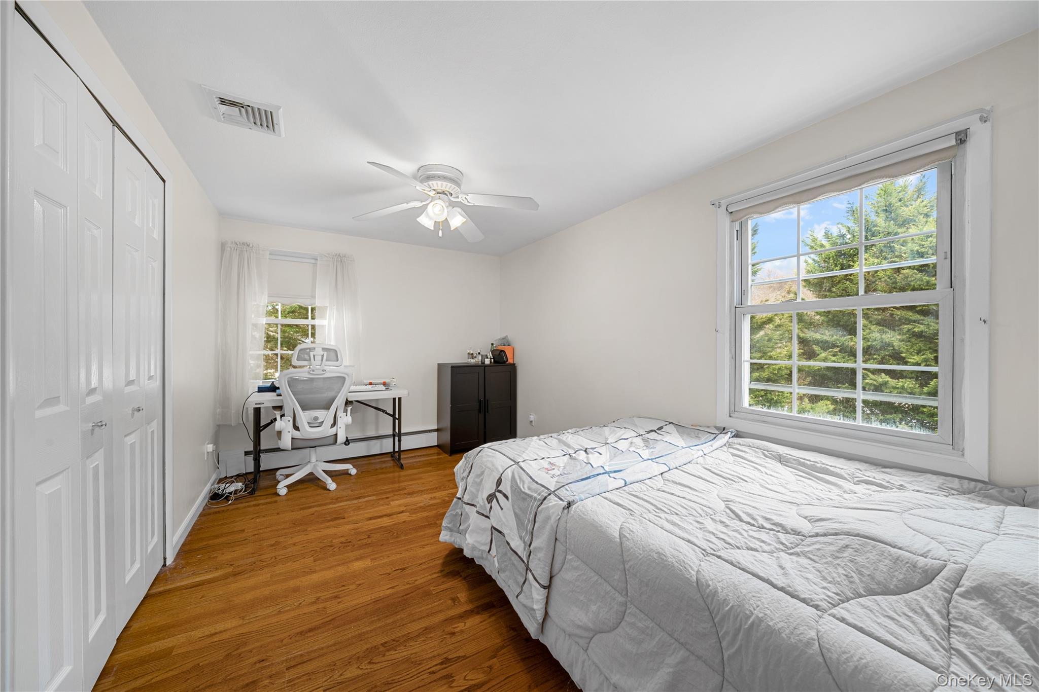 Single Family Split Rail  Suffolk County, NY 11733, MLS-979962-19