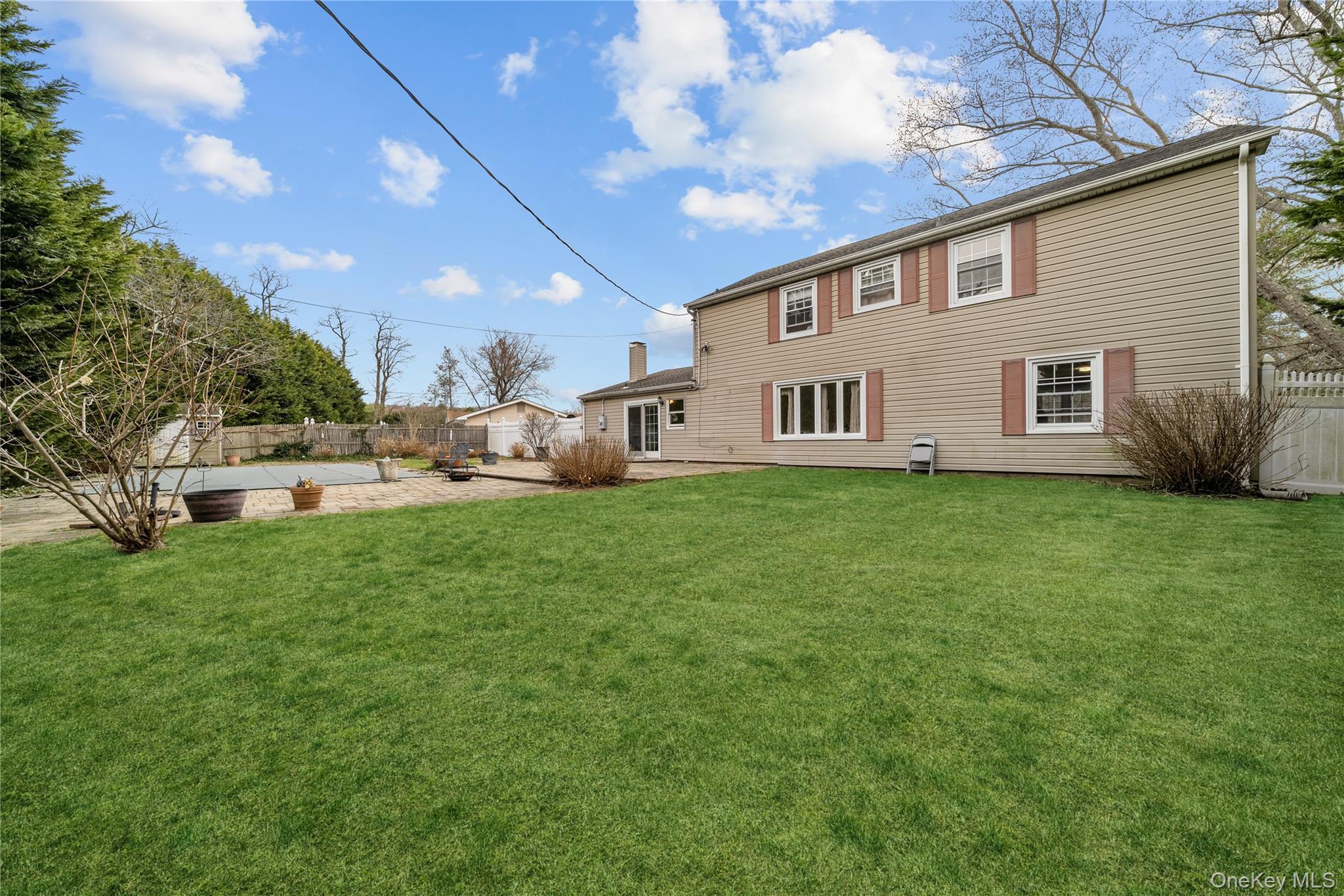 Single Family Split Rail  Suffolk County, NY 11733, MLS-979962-28