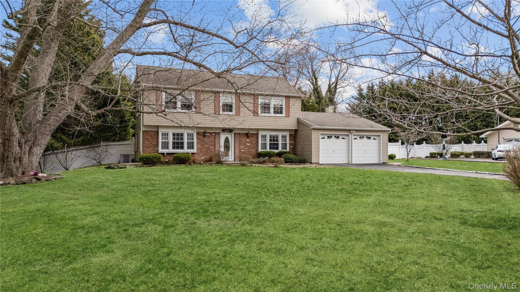 Single Family Split Rail  Suffolk County, NY 11733, MLS-979962-3