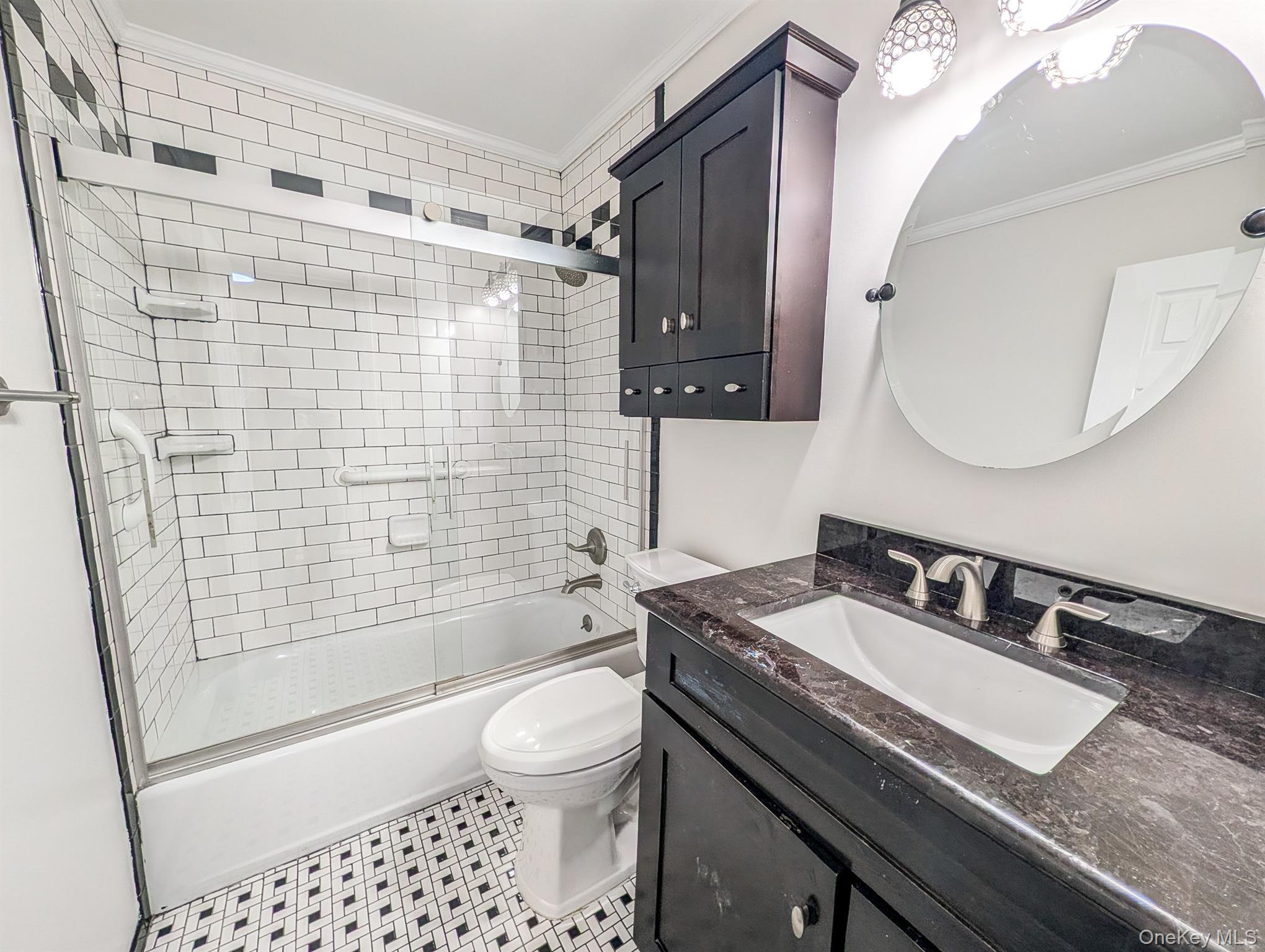 Condo Amesworth  Suffolk County, NY 11953, MLS-979977-16