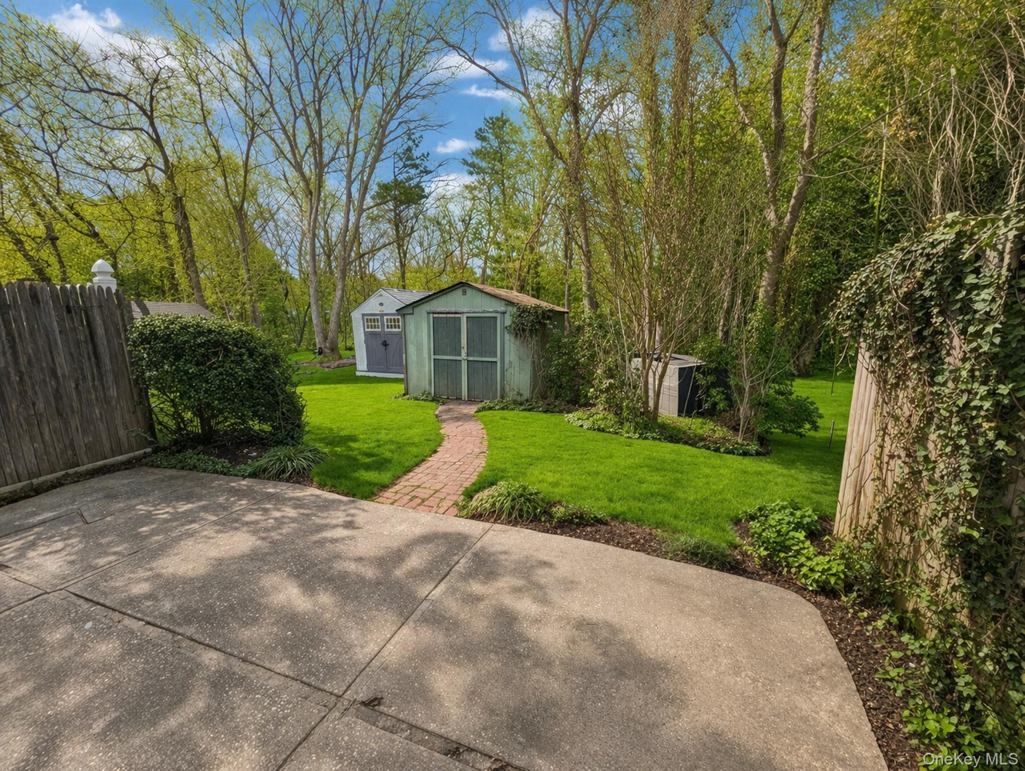 Condo Amesworth  Suffolk County, NY 11953, MLS-979977-19