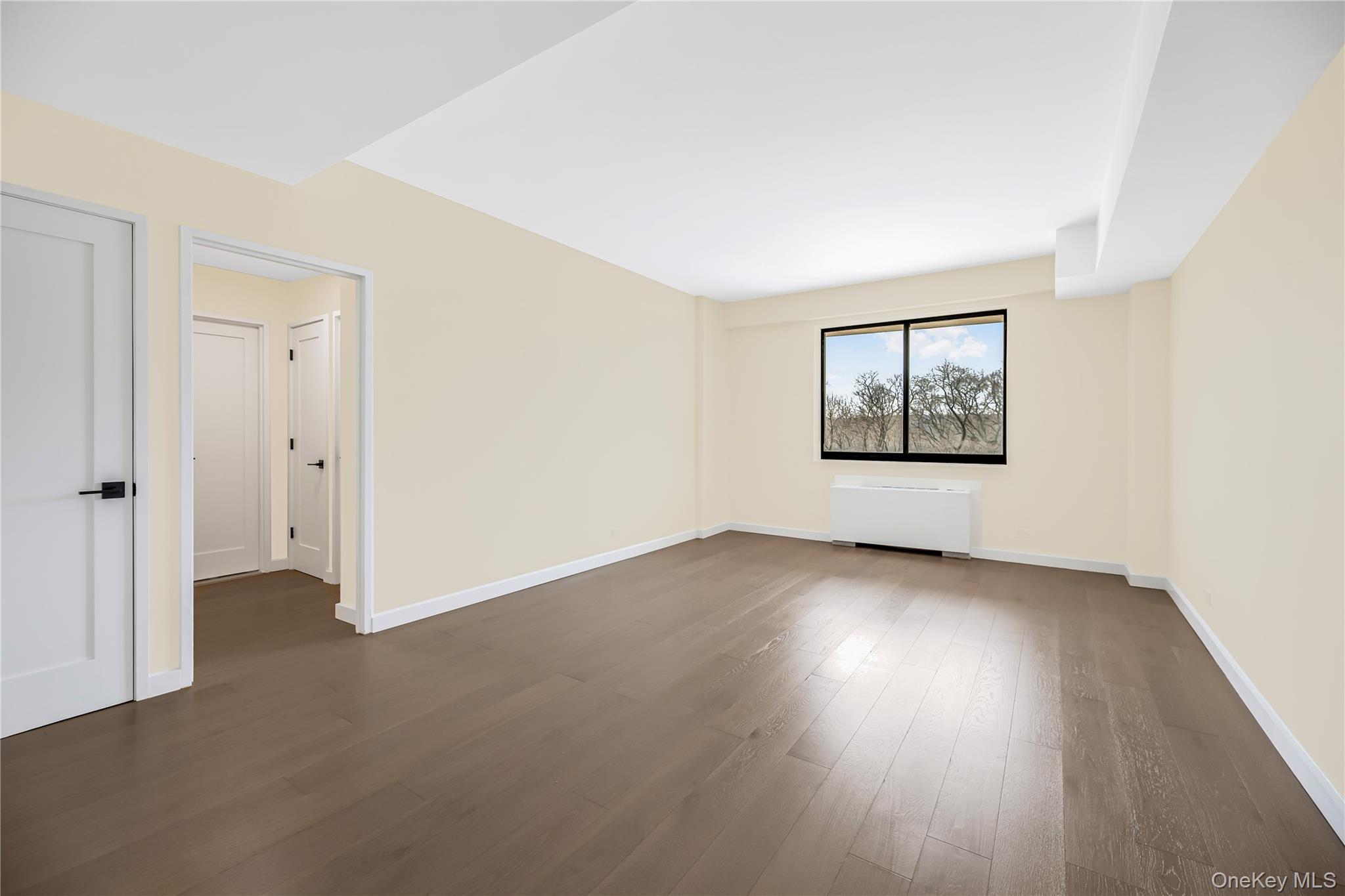 Coop Hudson Manor Bronx, NY 10463, MLS-979981-2